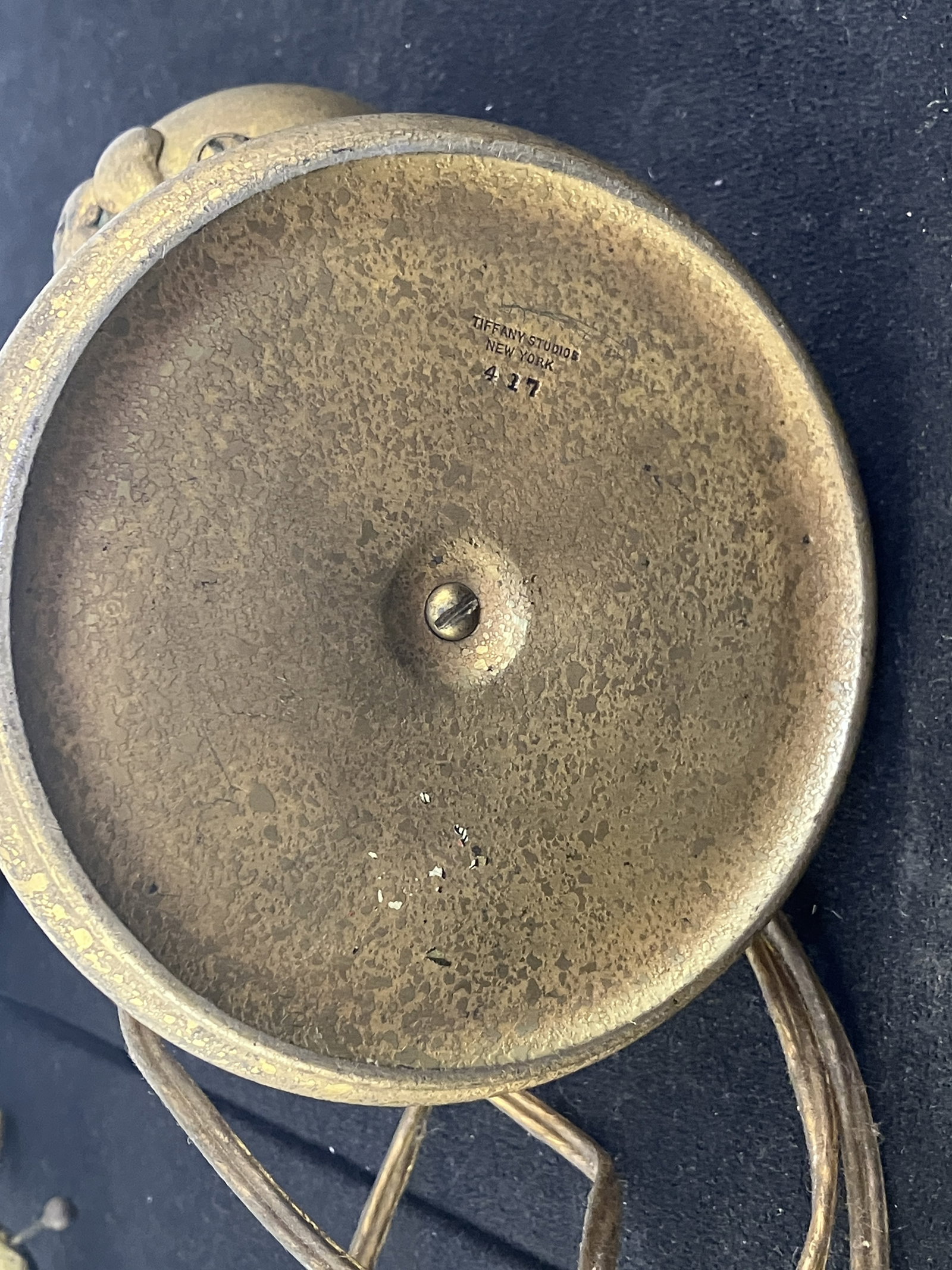 Tiffany Studios Desk Lamp, Iridescent Shade - 16