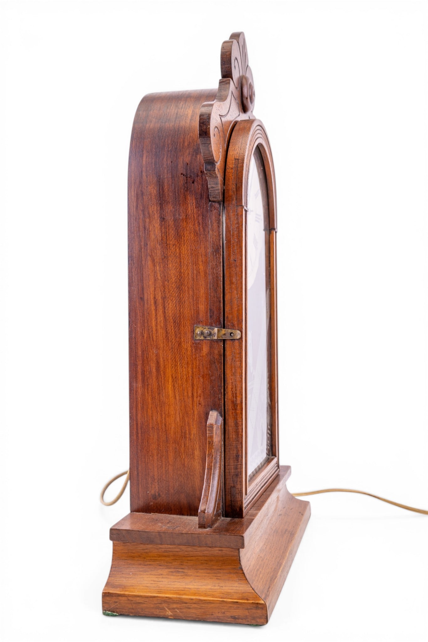 Pluto Wm. Gilbert Electrified Gingerbread Clock - 6