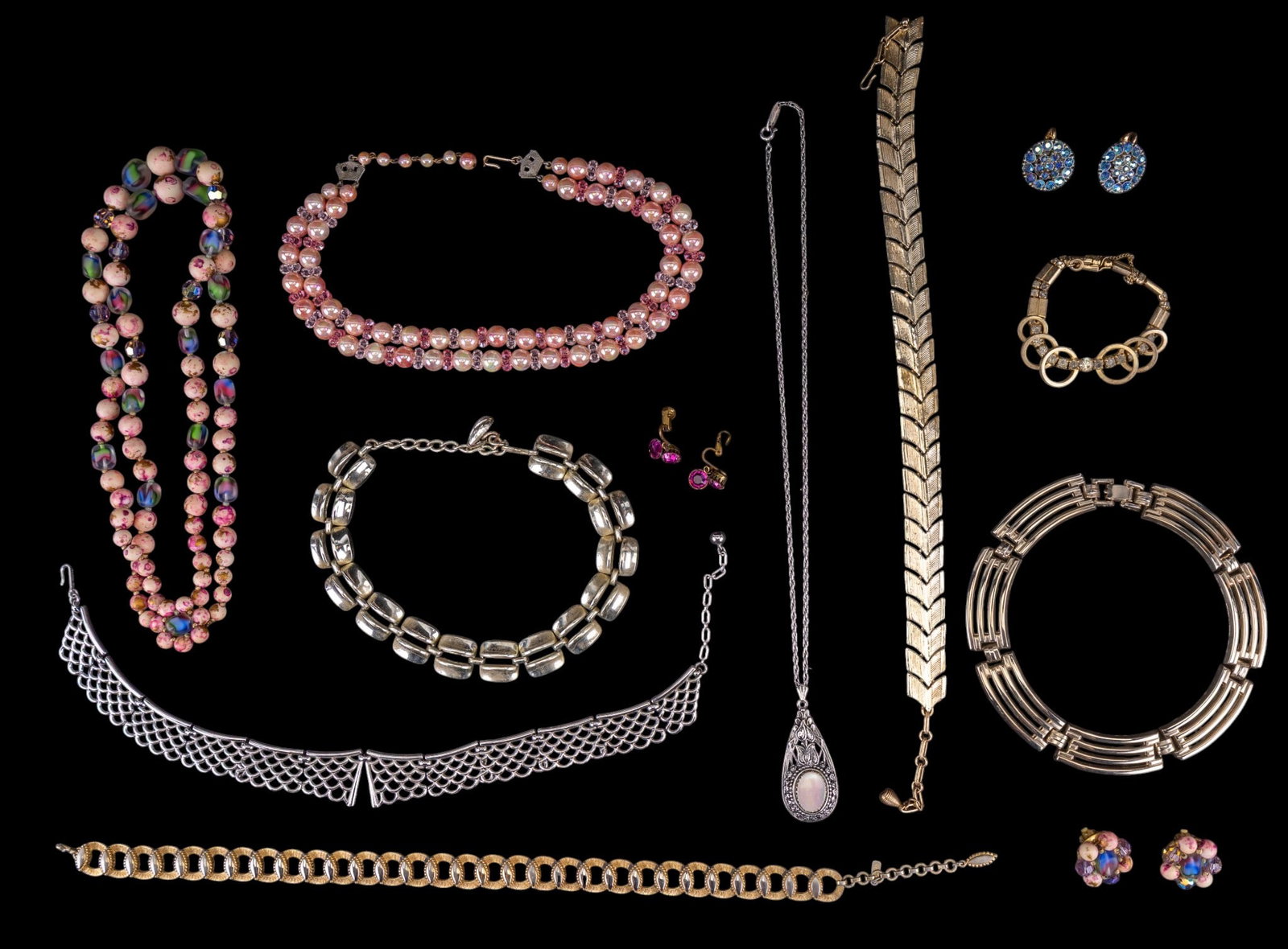 Vintage Costume Jewelry (1 of 13)