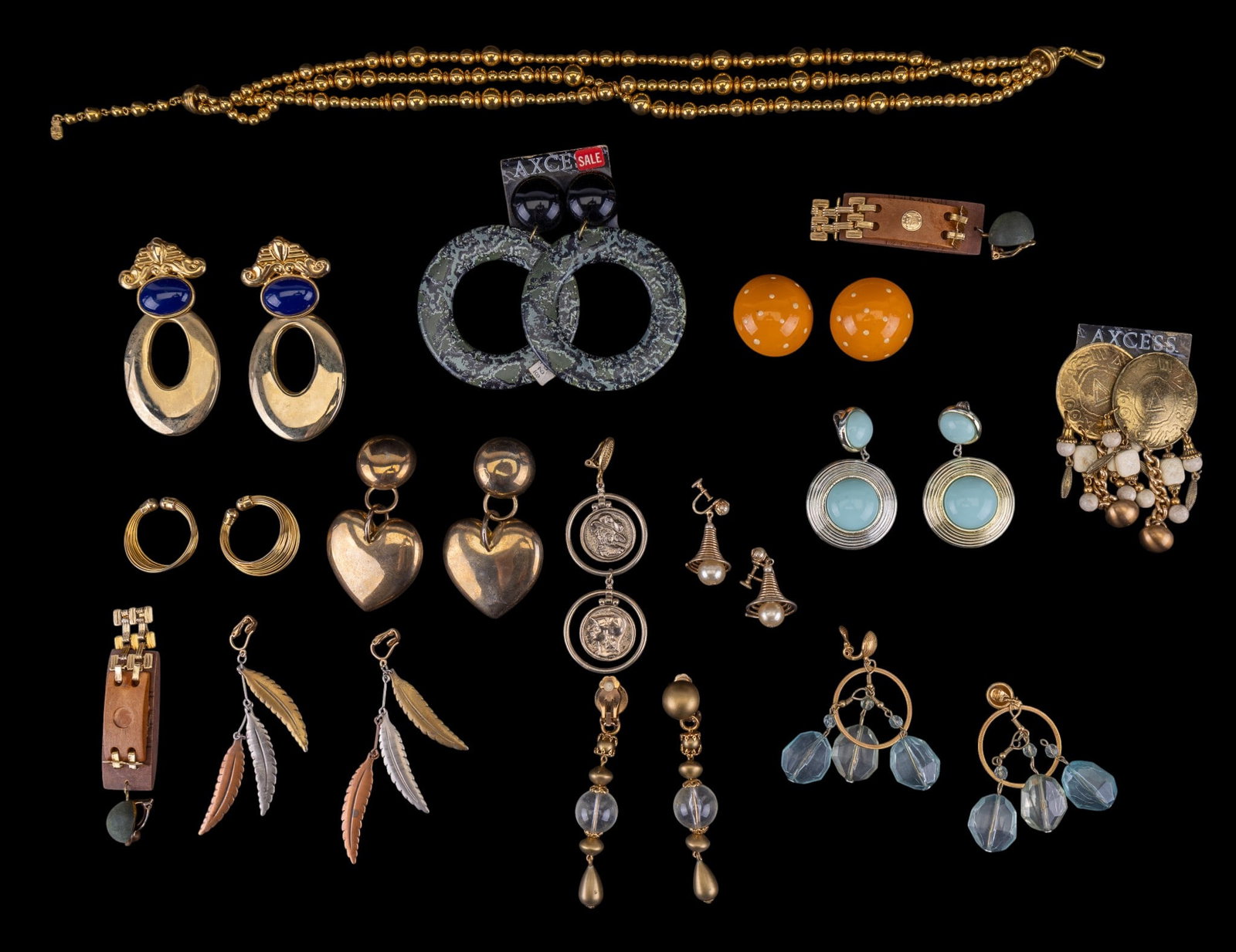 Large Earring Collection (1 of 9)