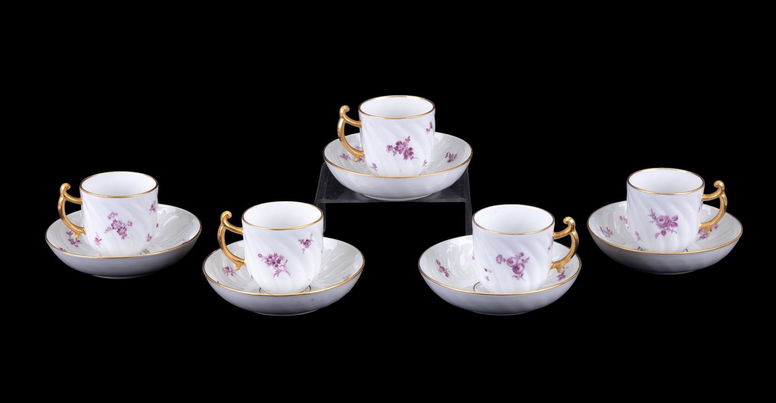 Meissen Porcelain Tea Cups and Saucers (5 Sets) (1 of 8)