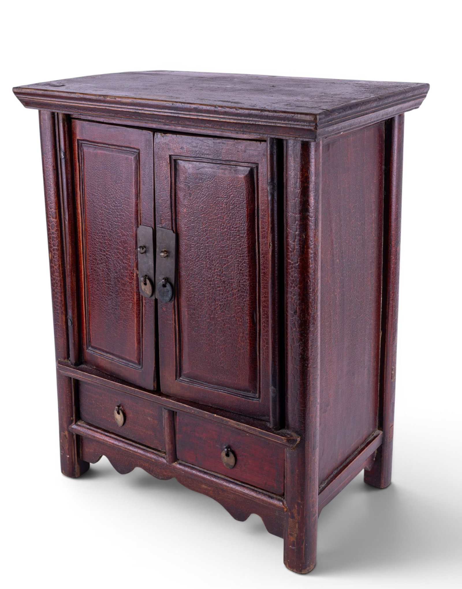 Chinese Export Lacquered Cabinet: A Chinese export lacquered rosewood cabinet with brass pulls, featuring a wax Chinese export stamp on the back. Measures approx. 16" W x 10.5" D x 20" H. All furniture purchases must be picked up
