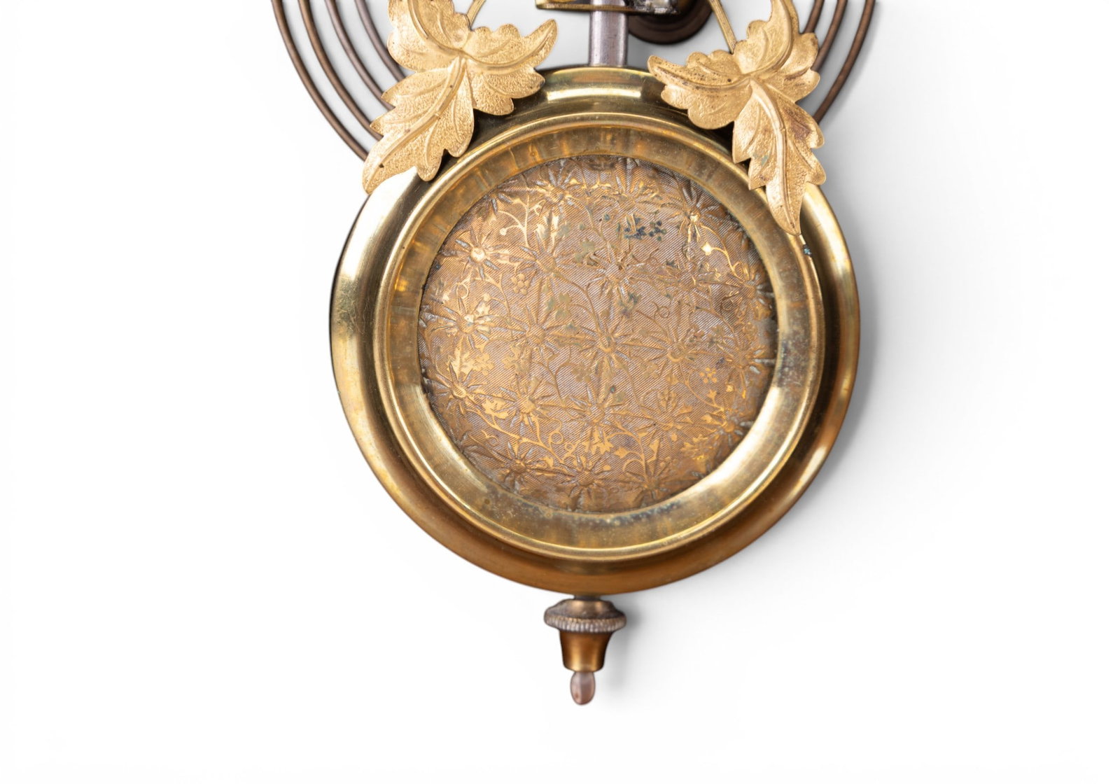 Gilbert "Salmon" Model Gingerbread Clock - 5