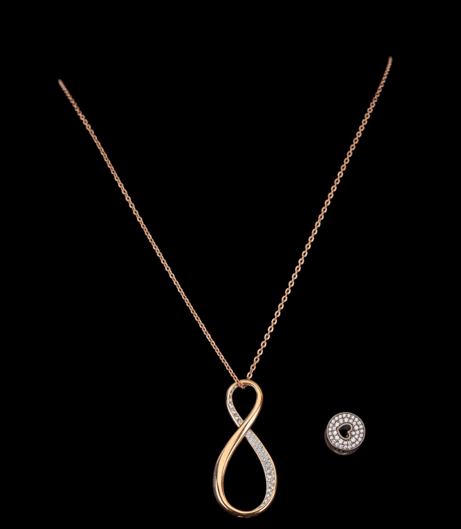 Swarovski Crystal Necklace and Pandora (1 of 8)