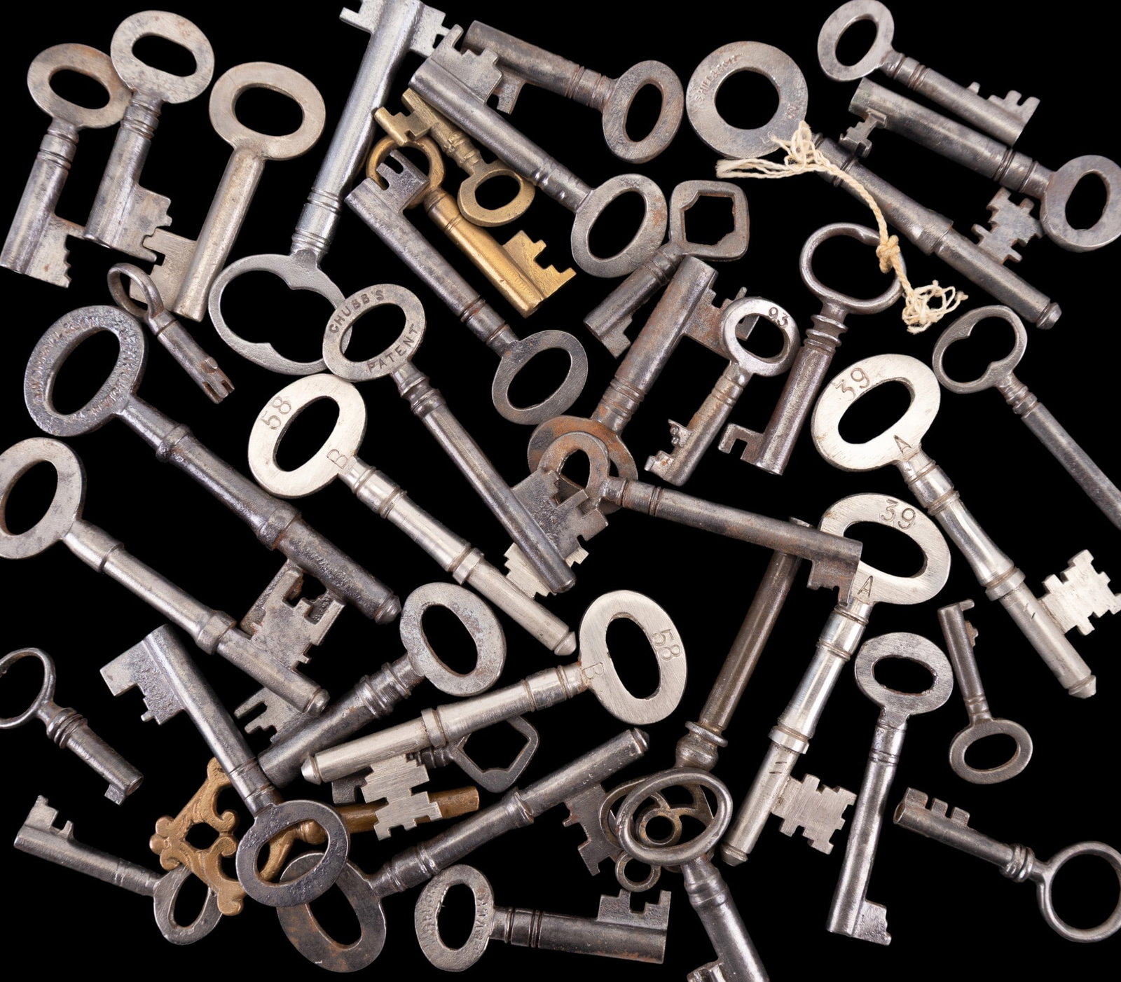 Early Iron and Brass Skeleton Keys (1 of 5)
