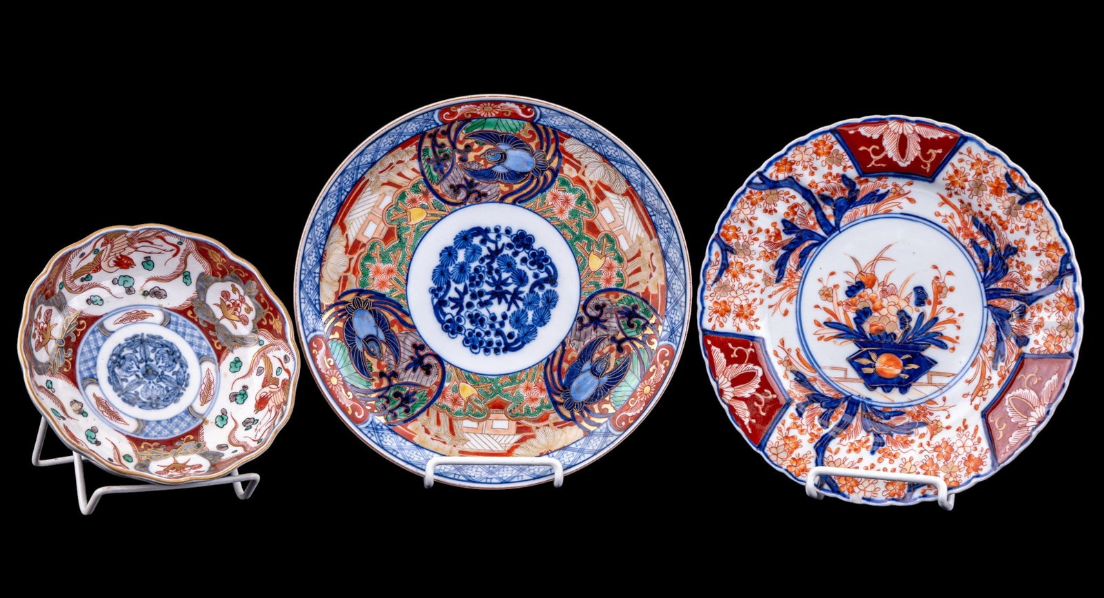 19th C Japanese Imari Plates, Scalloped Bowl (3) (1 of 8)