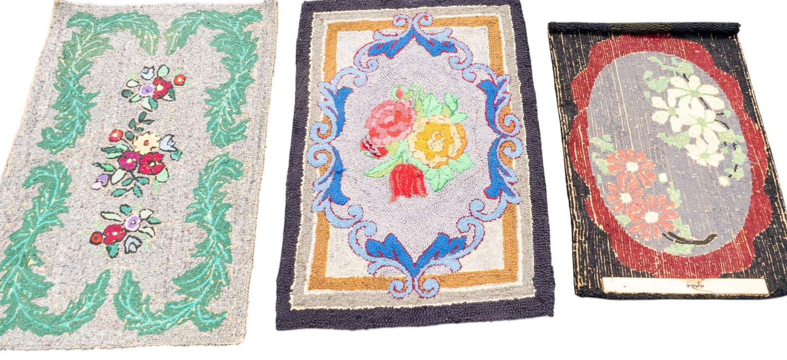 Early American Hook Rugs (3) - 5