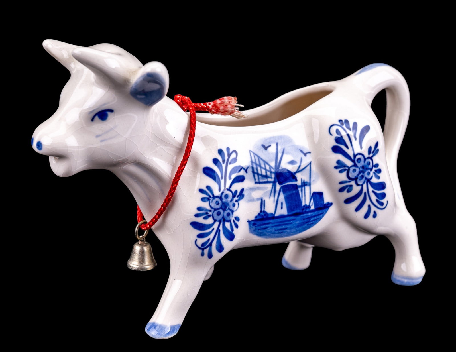 Delft and Mid Century Ceramic Figurines - 9