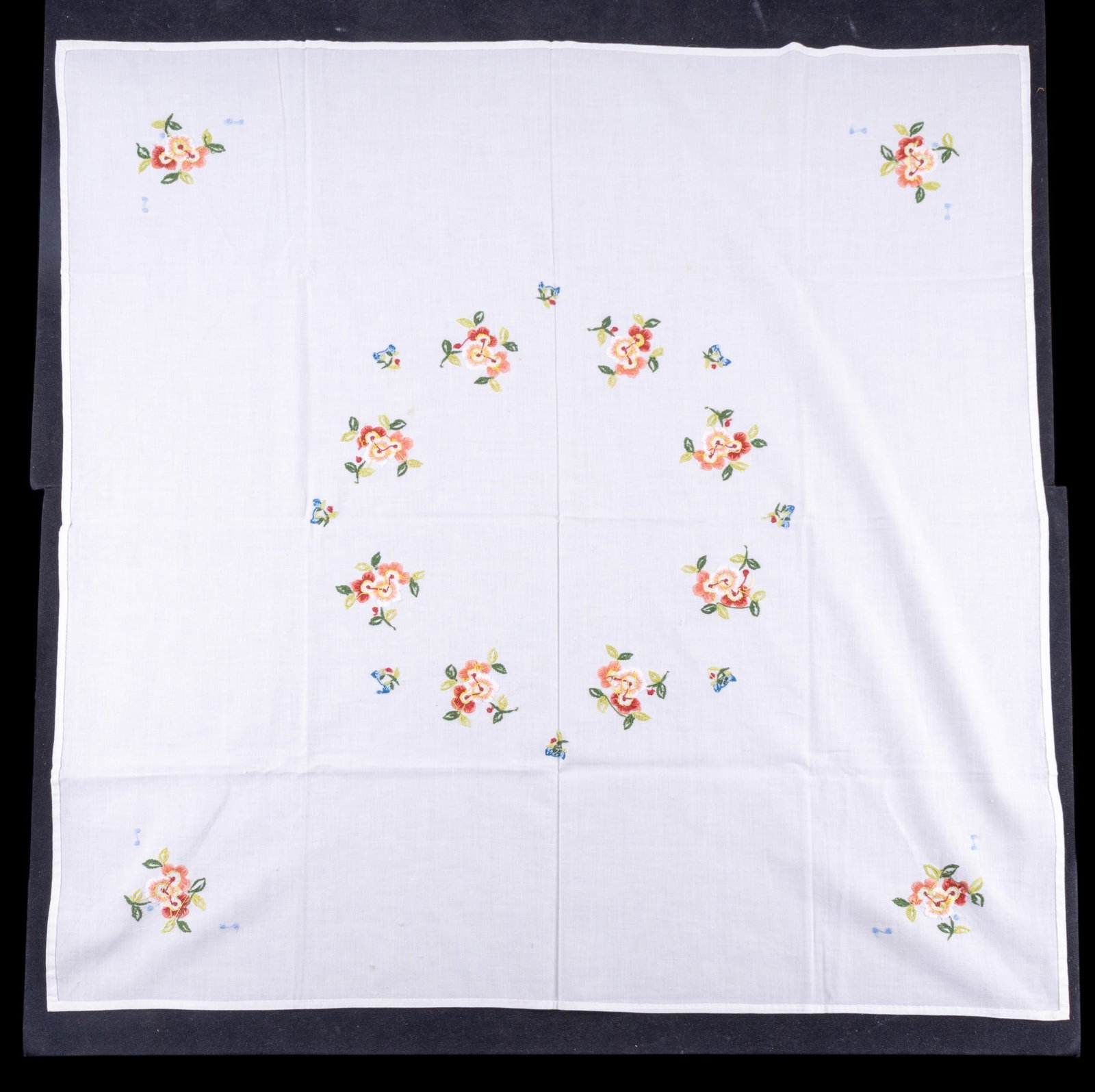 Vintage Embroidered Table Linens - 3