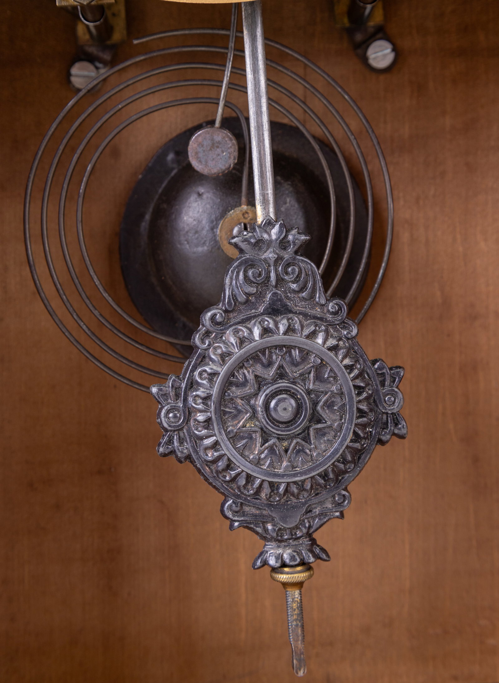 Antique Ingraham Gingerbread Mantle Clock - 3