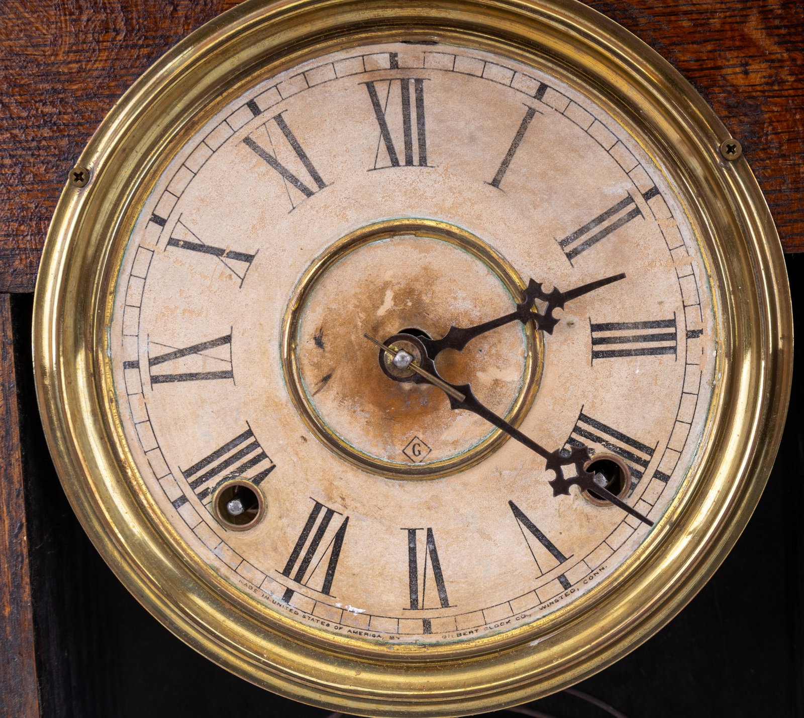 Antique Gilbert Capitol Gingerbread Mantle Clock - 4