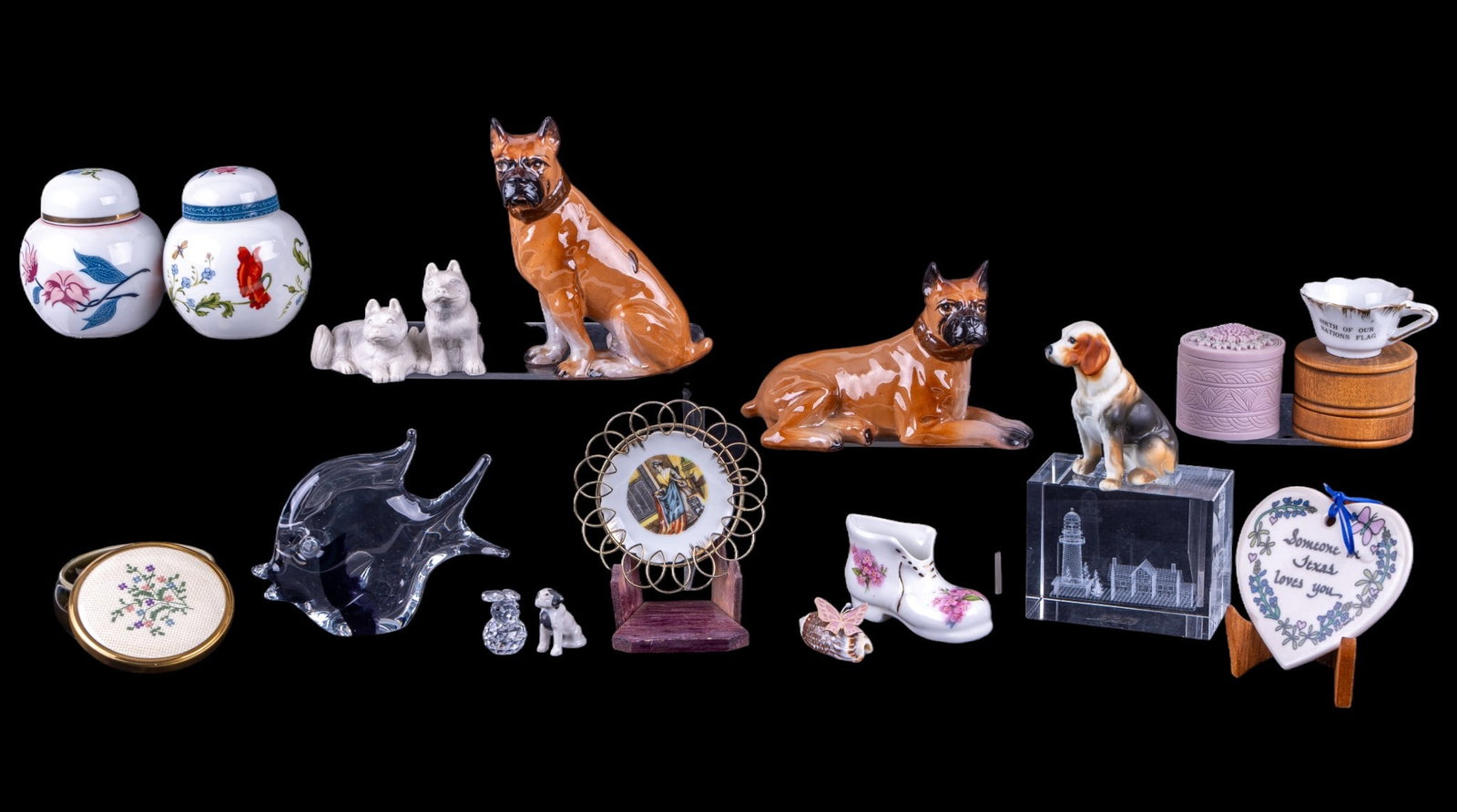 Decorative Trinkets & Souvenirs (1 of 12)