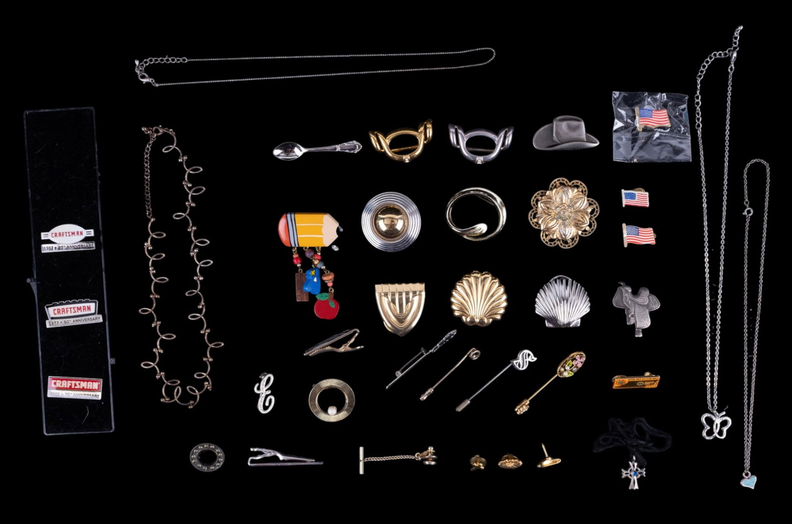 Brooches, Enamel Pins, and More (1 of 15)