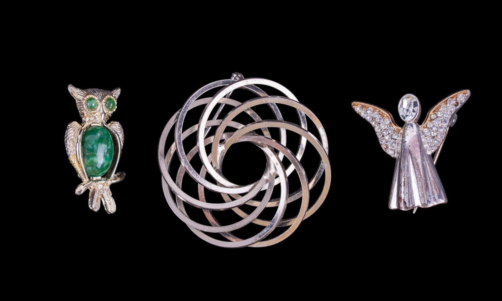 Vintage Brooches - 9