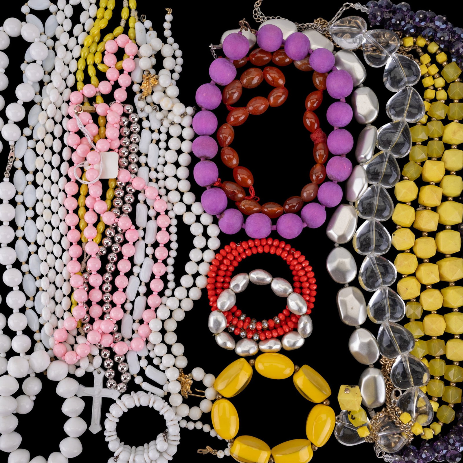Beaded Colorful Fashion Jewelry: Two trays of fashion jewelry in several colors, including bracelets, and necklaces. Also included is a silver tone pearl like Napier necklace.