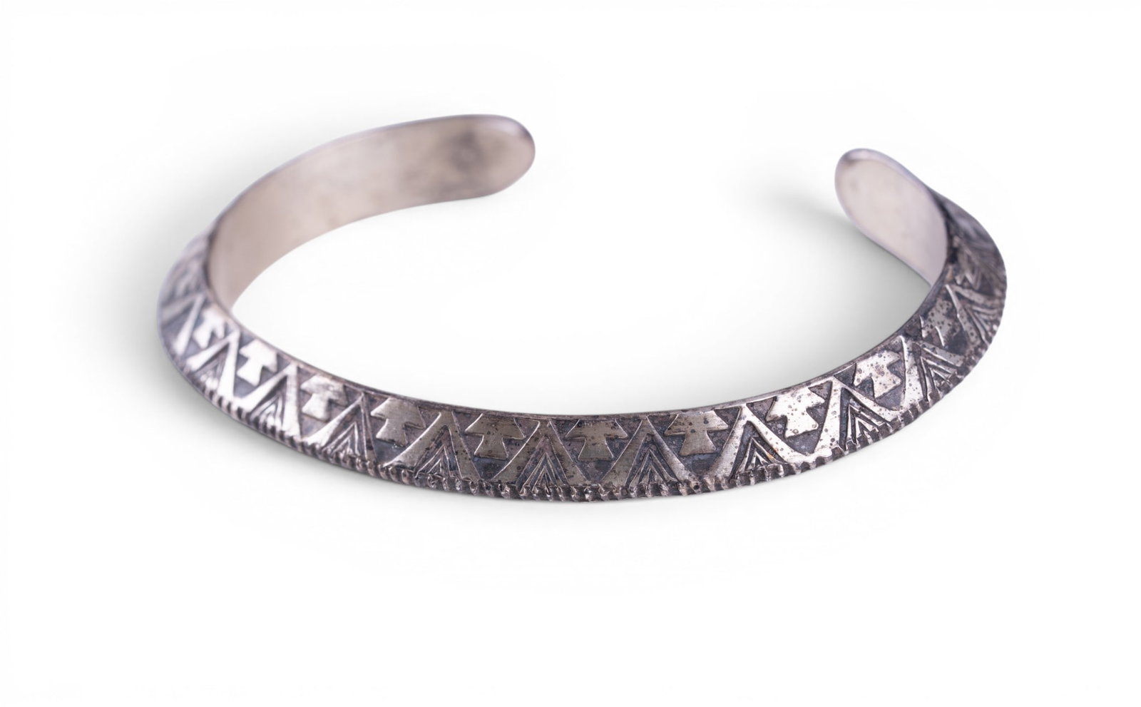 Vintage Sterling Native Cuff Bracelet - 3