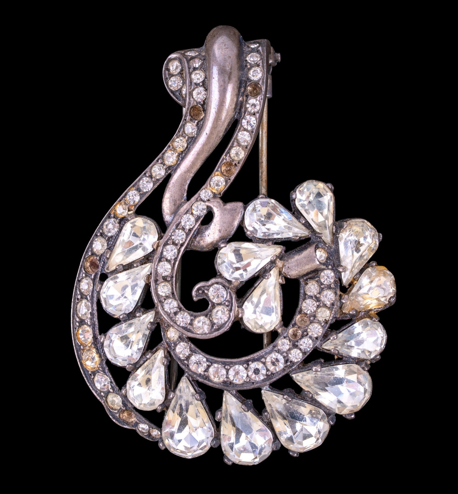 Rare Sterling Silver Eisenberg Original Brooch: Sterling Silver Eisenberg Original fur clip brooch in the shape of a question mark or swirl (missing 2 small stones).
