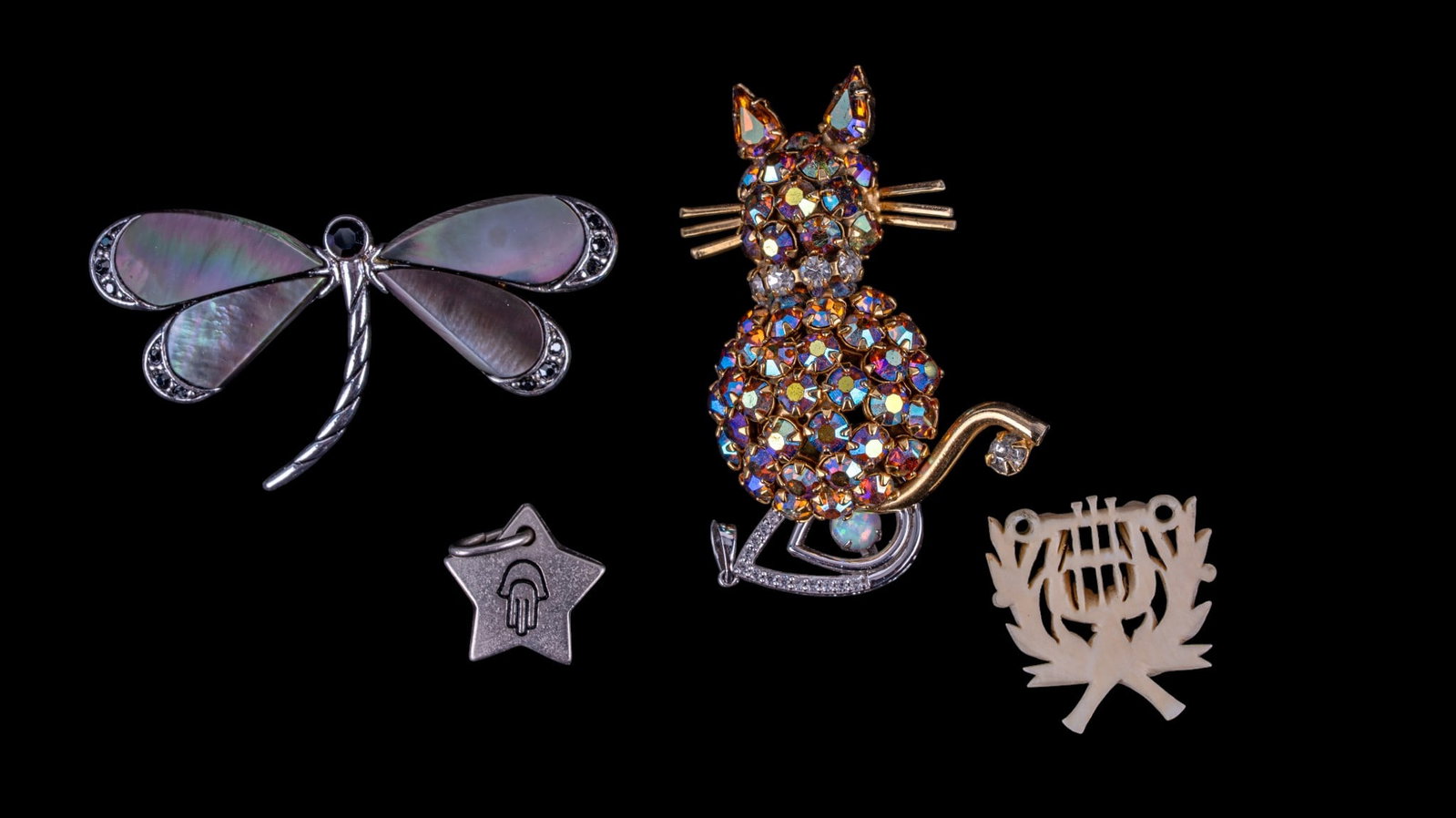 Vintage Brooches - 4