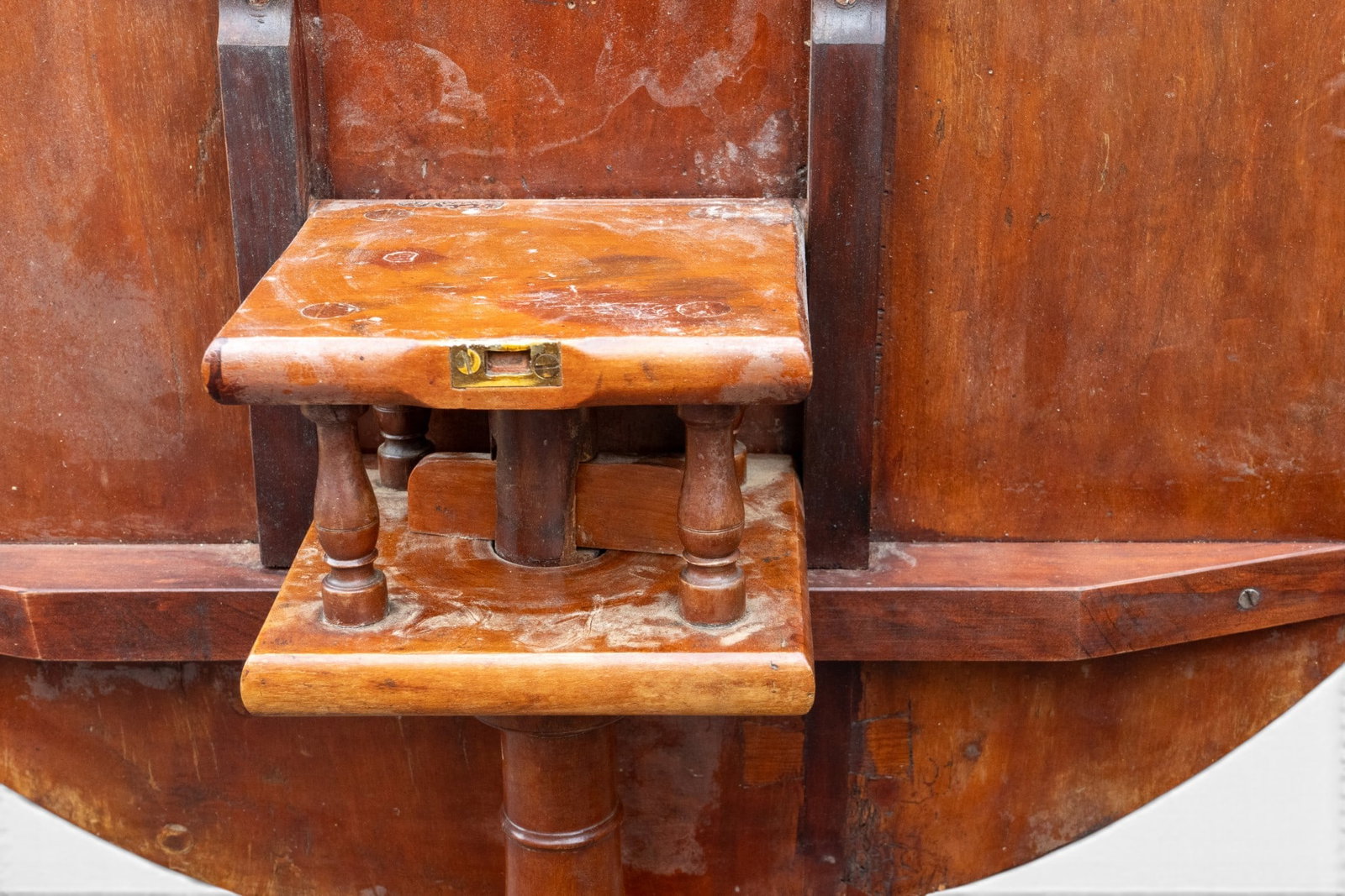 18th C Tilt-Top Tea Table - 7