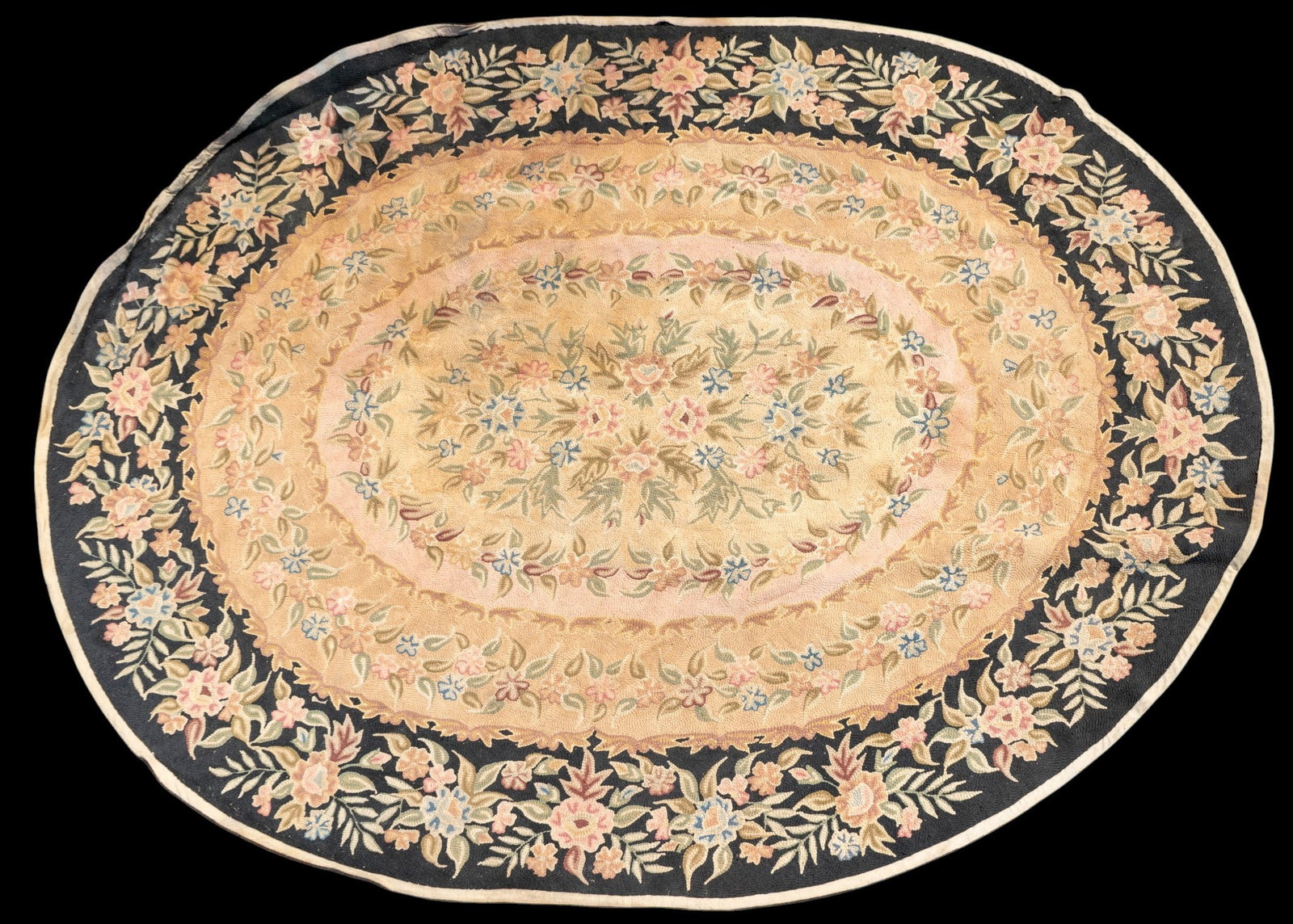 American Circular Hook Rug (1 of 10)