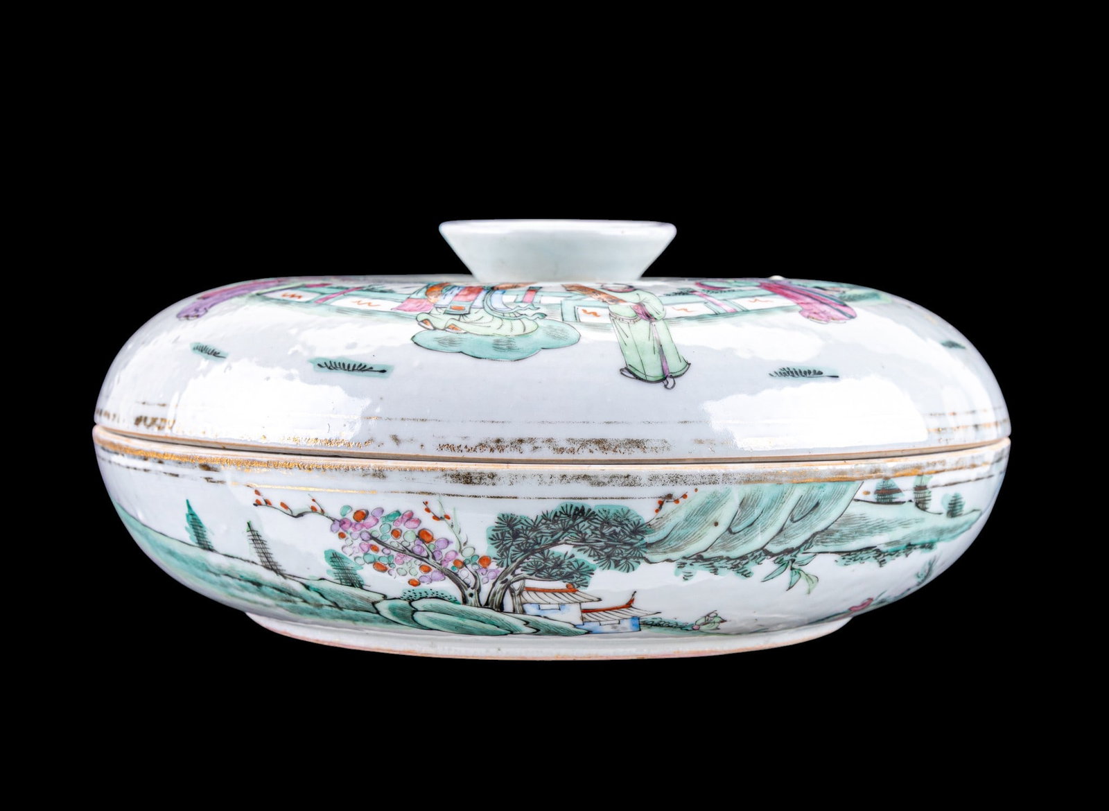 Chinese Famille Rose Porcelain Lidded Dish: Antique Chinese Famille Rose porcelain covered serving dish featuring painted figural scenes in polychrome enamels, interior divided into compartments surrounding a central well. Domed covered / lid