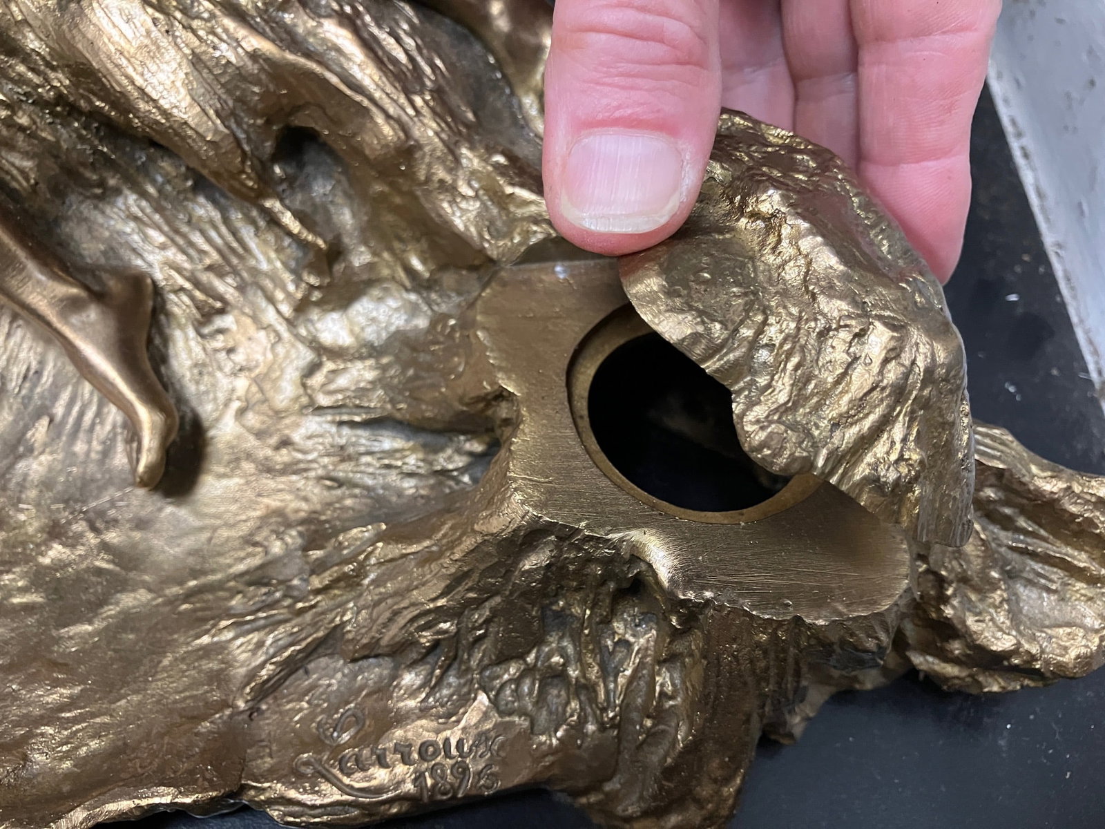 19th C Larroux Figural Bronze Double Inkwell - 12