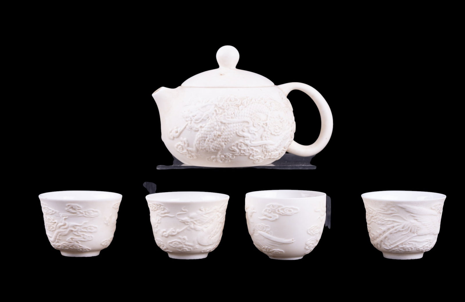 Chinese Bisque Teapot and 4 Teacups (1 of 9)