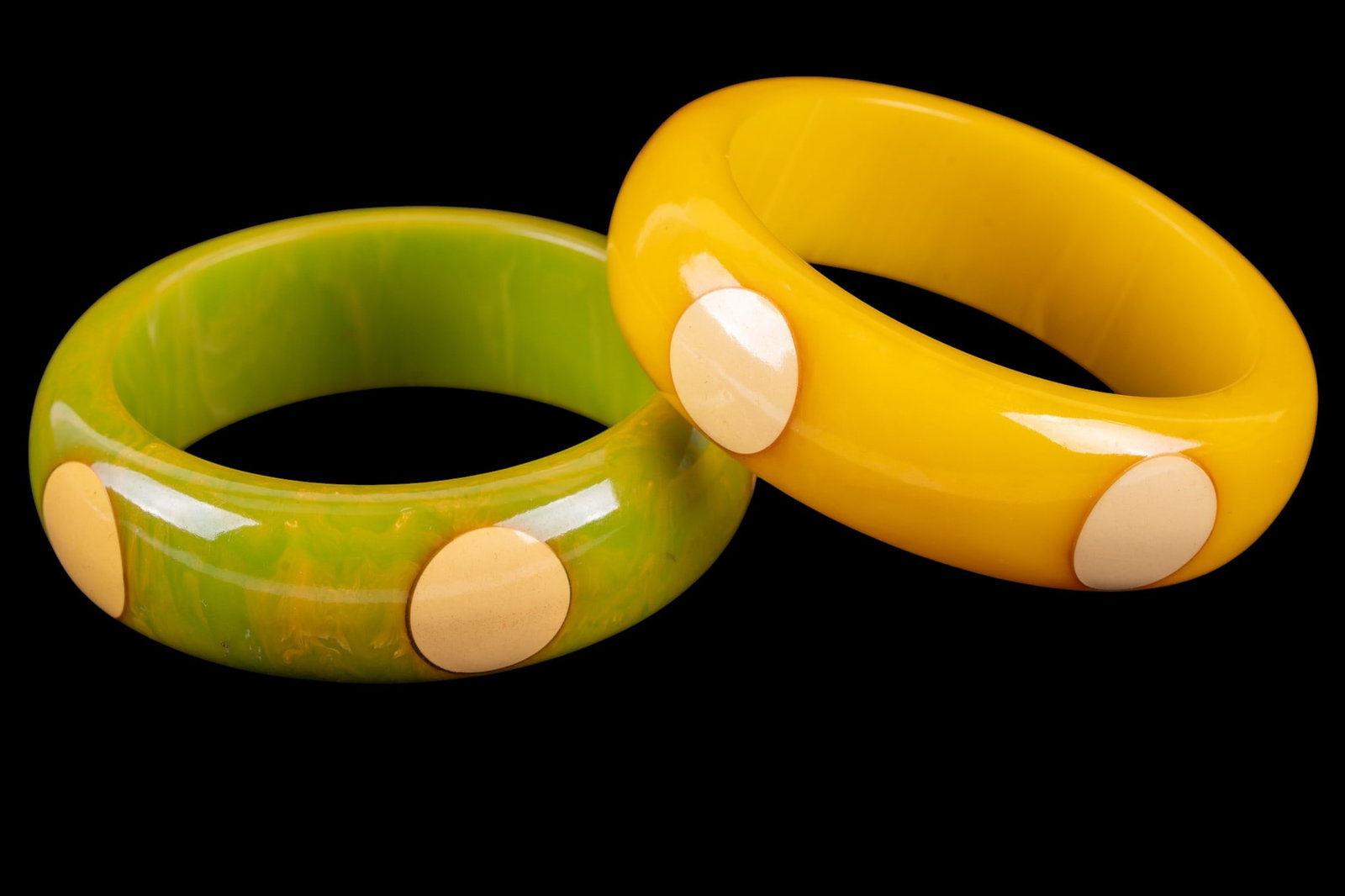 Polka Dot Bakelite Bangles (1 of 4)