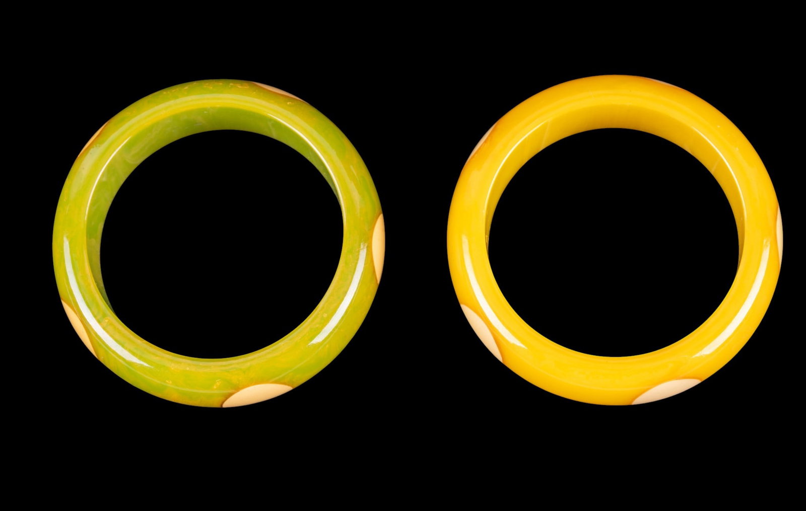 Polka Dot Bakelite Bangles - 4