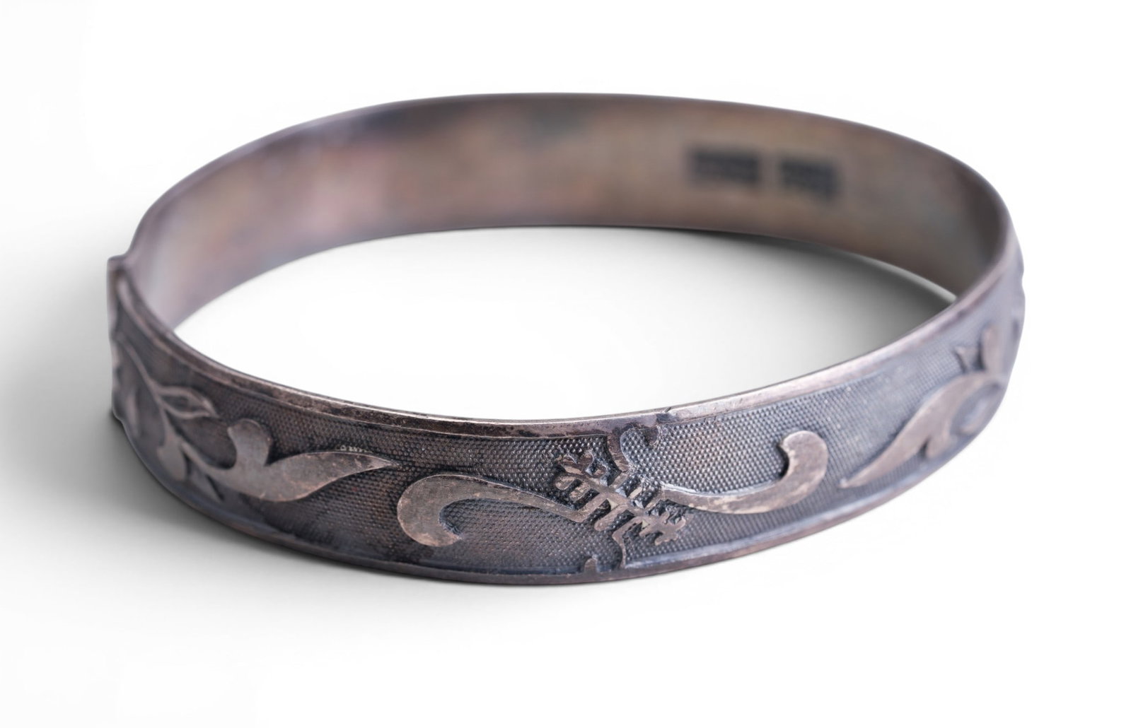 Chinese Antique Silver Bracelet 27 grams?: Chinese Antique Silver Bracelet 27 grams?