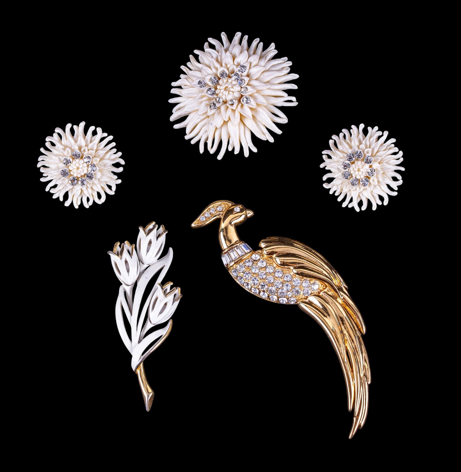Monet Brooches and More (1 of 7)