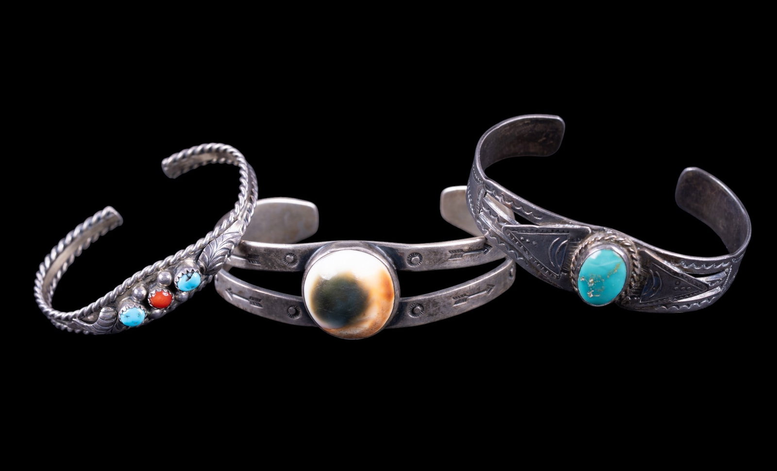 Mexico and Native Sterling Cuff Bracelets (1 of 10)