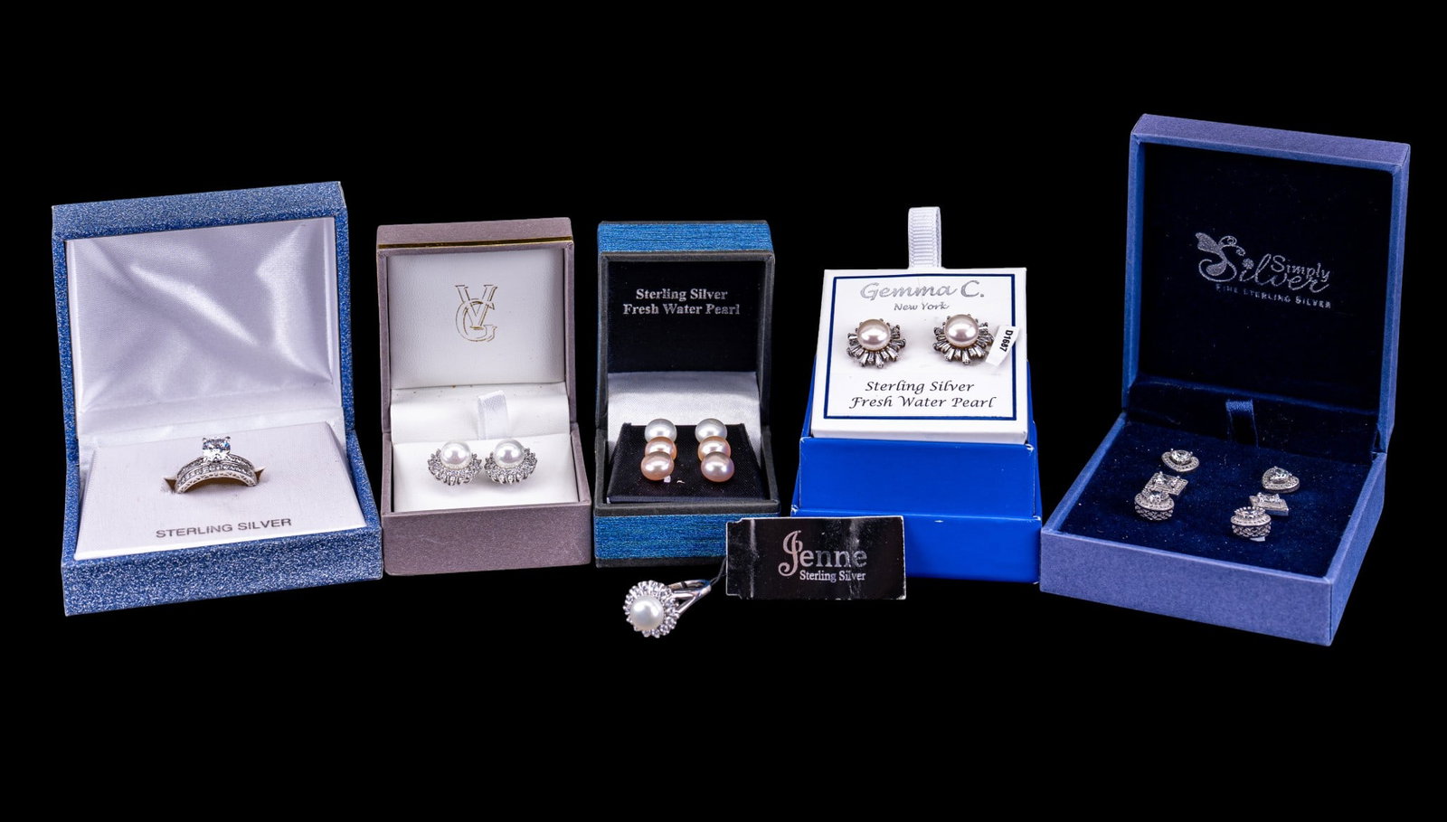 Sterling and Freshwater Pearl Jewelry (1 of 19)
