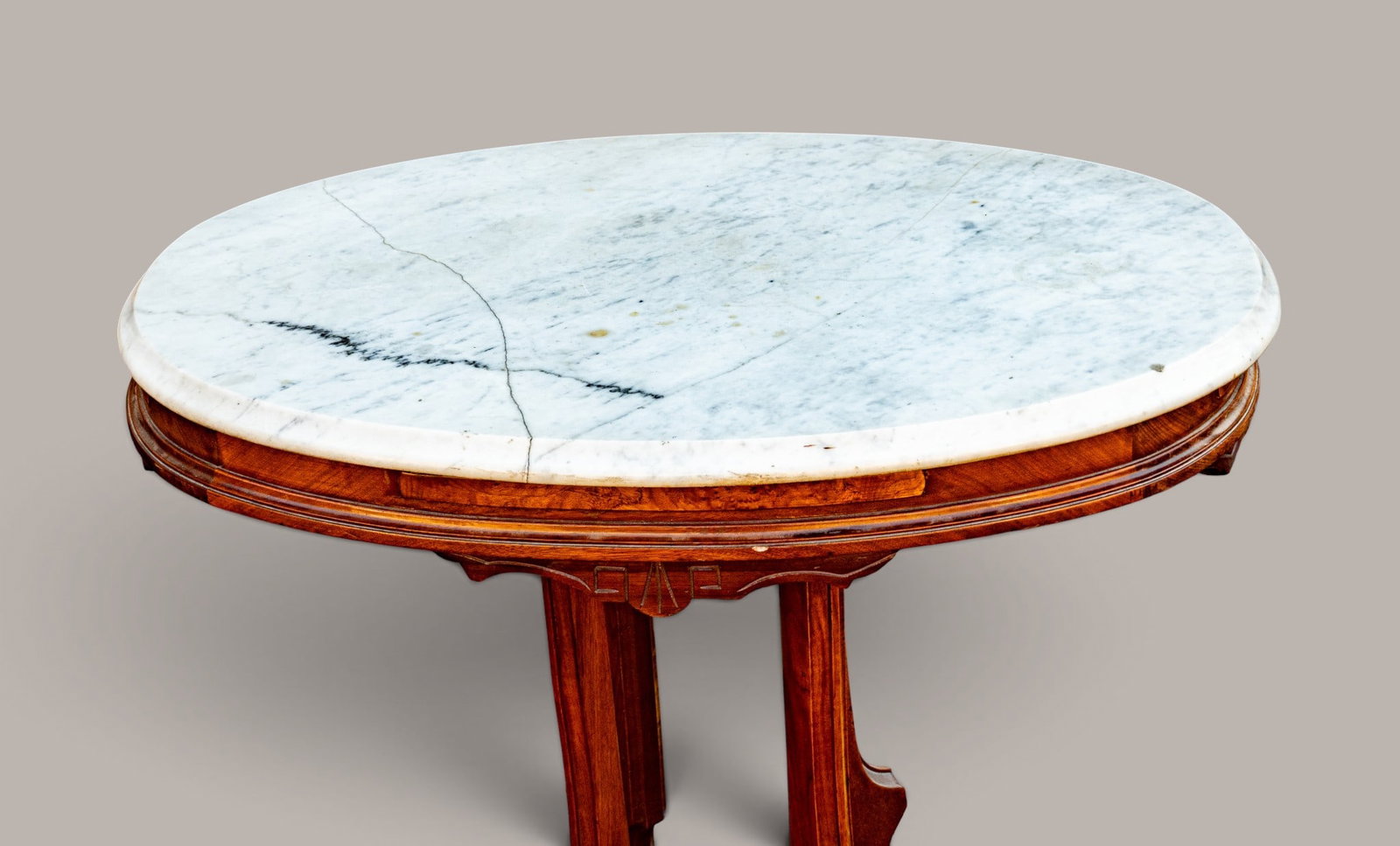 Victorian Walnut Parlor Table - 4