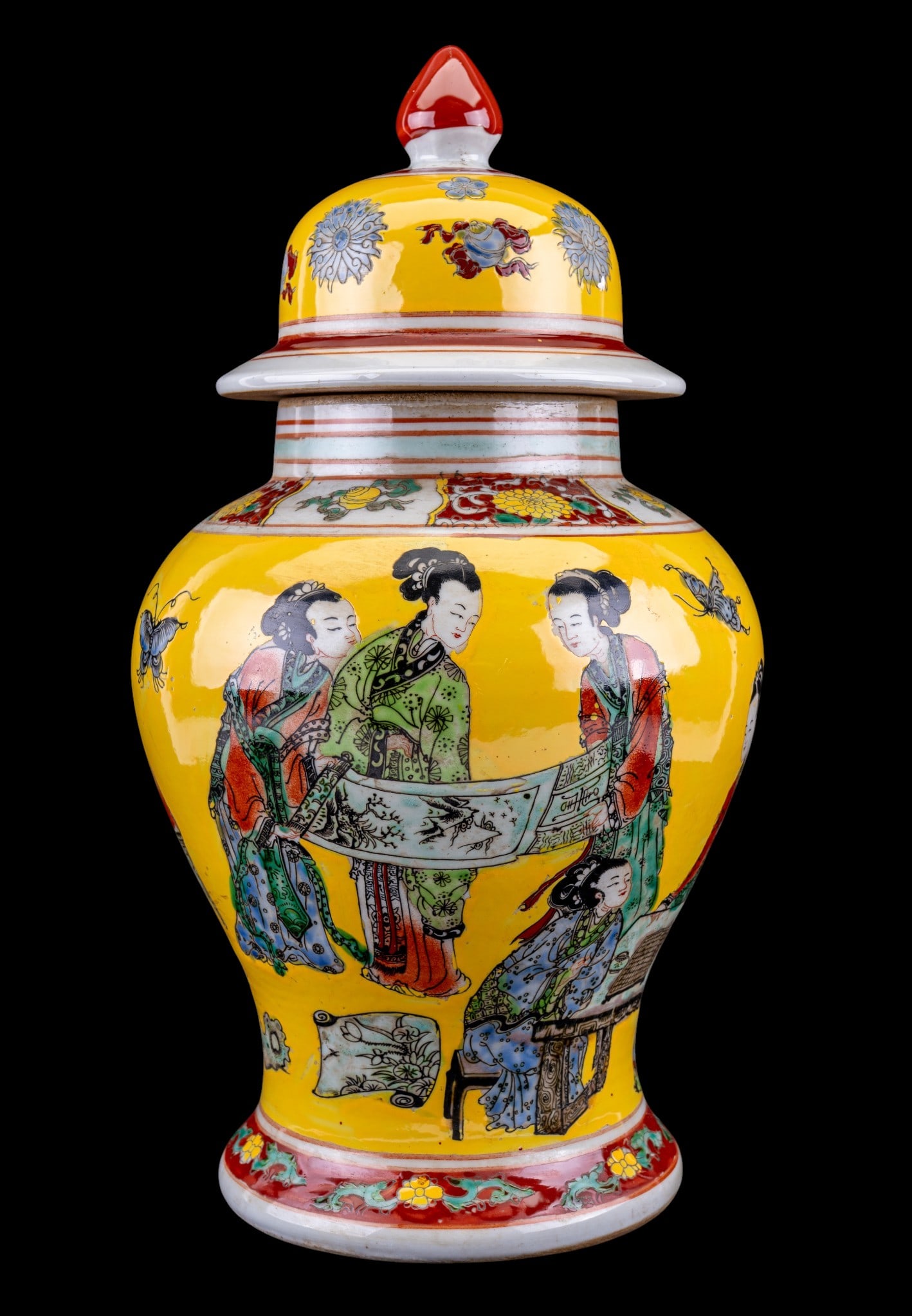 Chinese Famille Jaune Porcelain Covered Jar: Chinese 20th century famille jaune porcelain ginger jar/temple jar with domed cover topped with finial. Body decorated with narrative scenes. Underside bears a blue six-character within a double