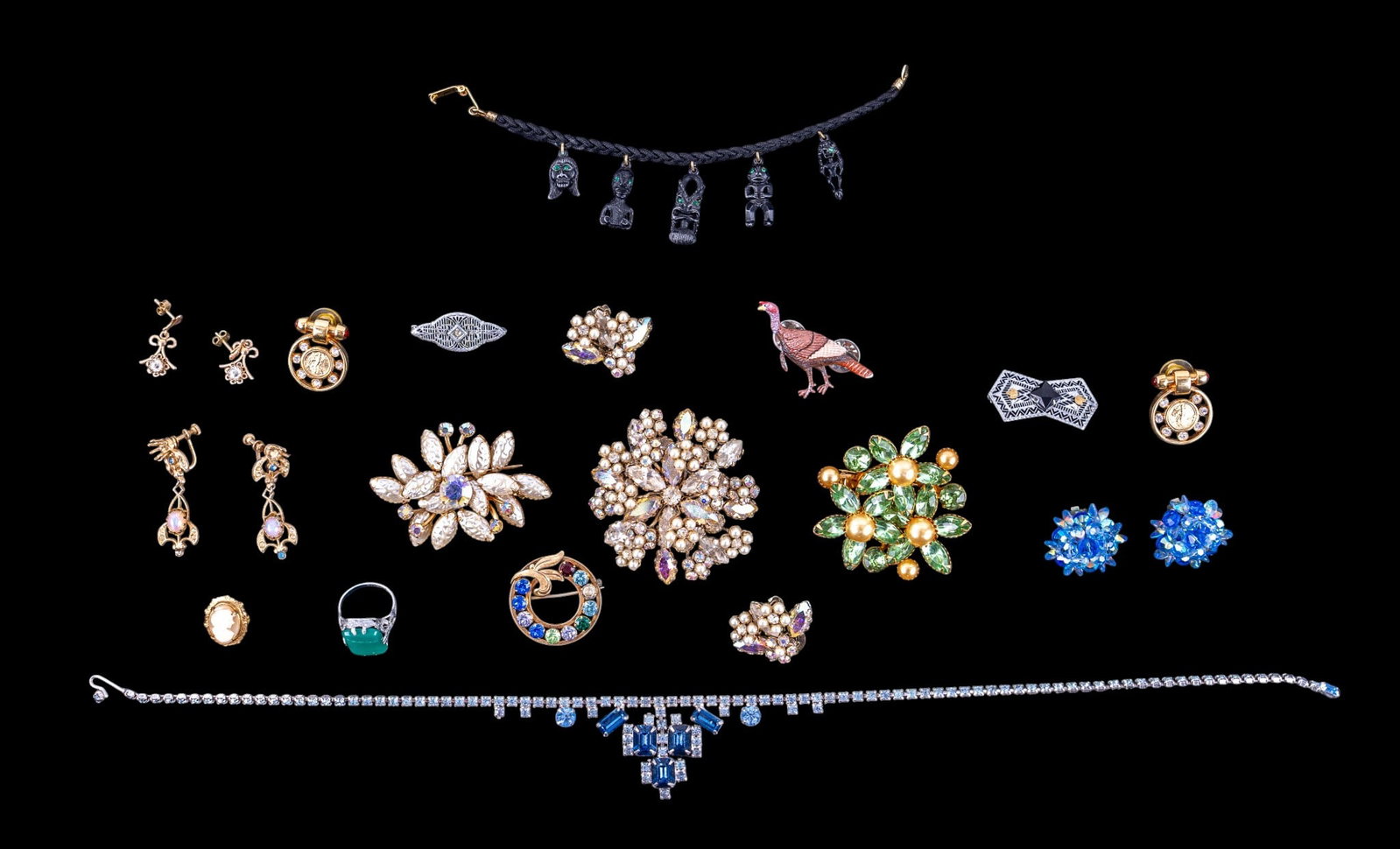 Rhinestone Brooches and More (1 of 12)