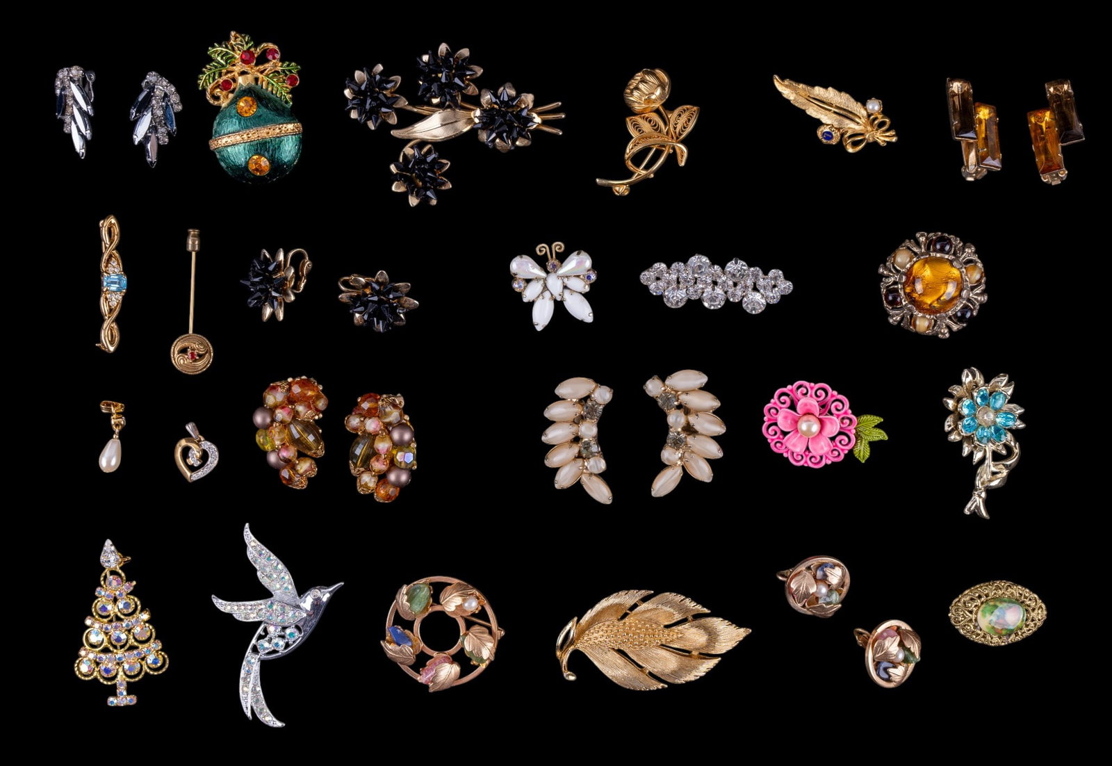 Vintage Brooches and Costume Earrings (1 of 12)