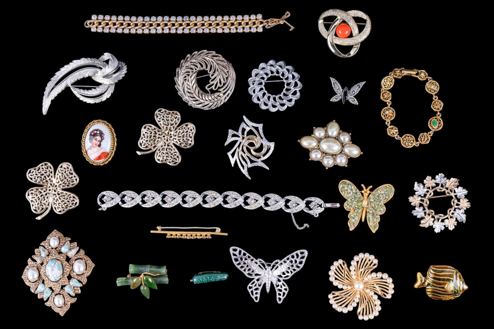 Brooches and Bracelets (1 of 11)