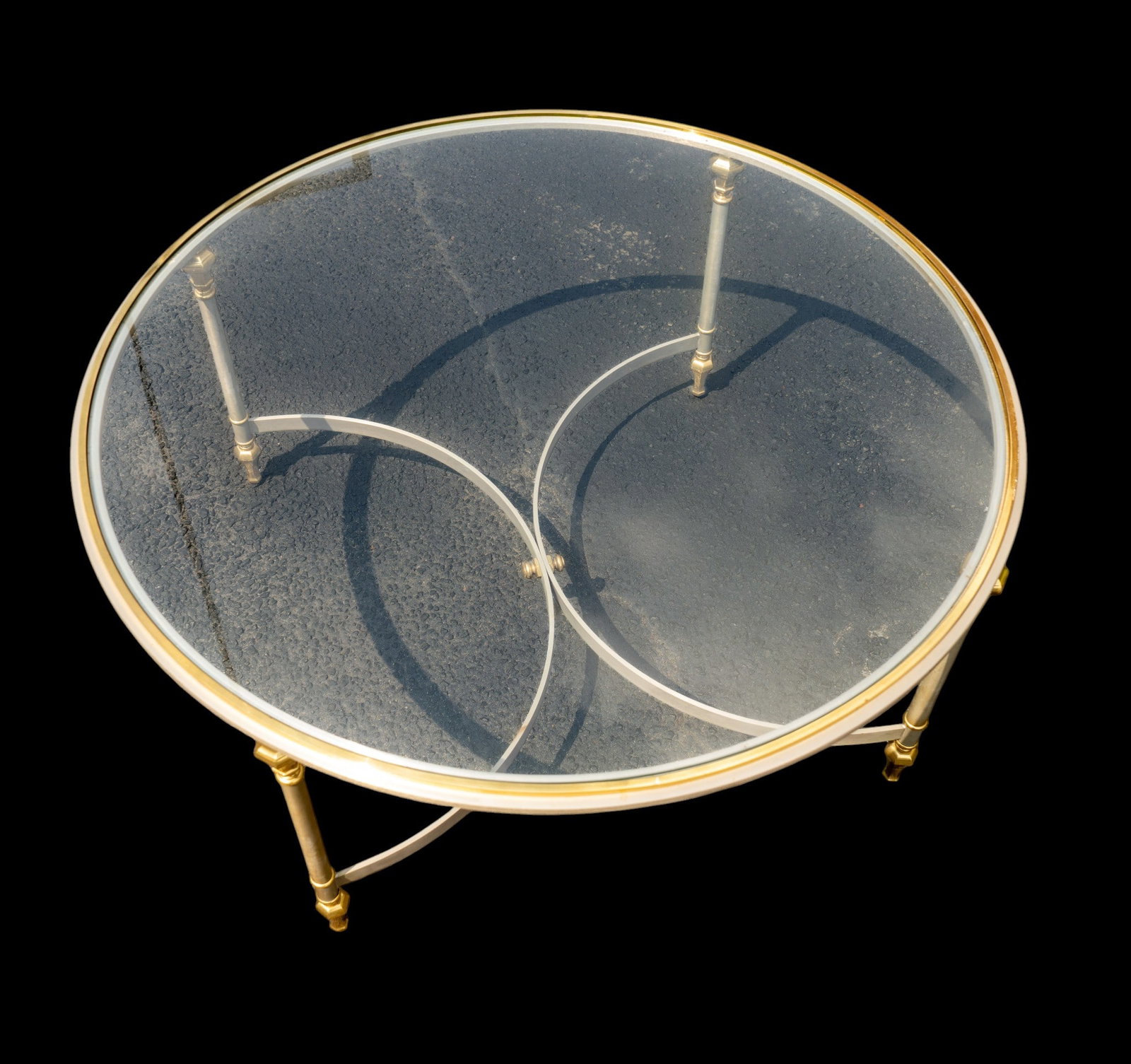 Vintage Italian MCM Round Coffee Table: Vintage Italian mid-century modern coffee table, with brushed and gilt metal frame, and circular glass insert. Measures approx. 18" H x 38" Diameter.