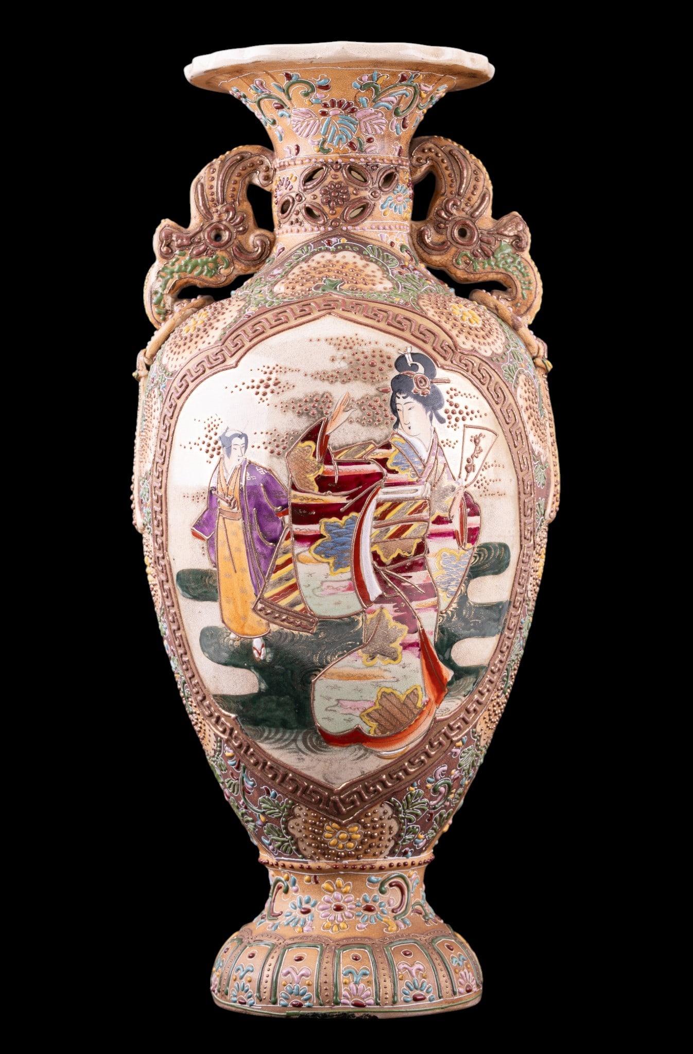 Japanese Satsuma Moriage Baluster Geisha Vase (1 of 16)