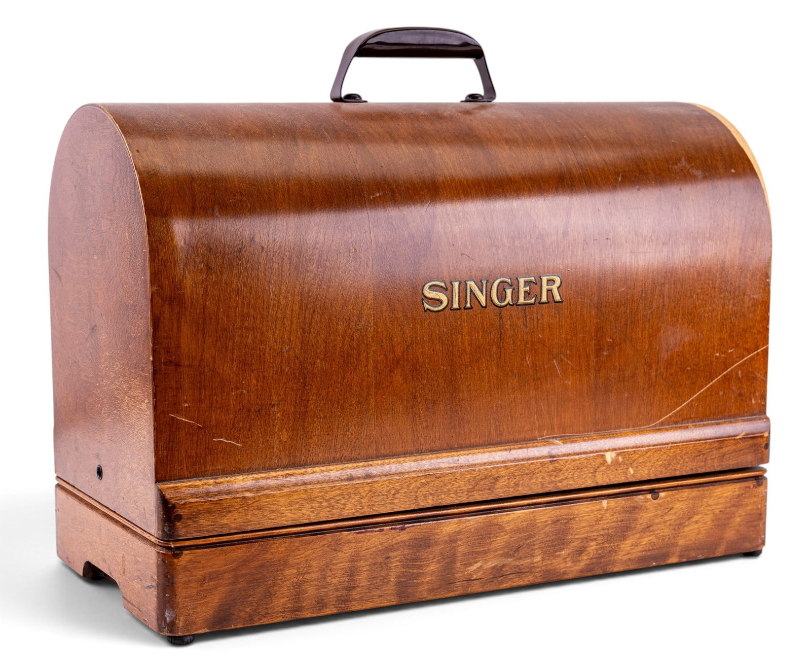 Early Singer Sewing Machine in Case: An early Singer sewing machine in a veneered wood case. Note case is locked and has veneer loss. Assumed sewing machine inside due to weight at approx. 30lbs. Size approx. 17" L 12'' H 8'' W
