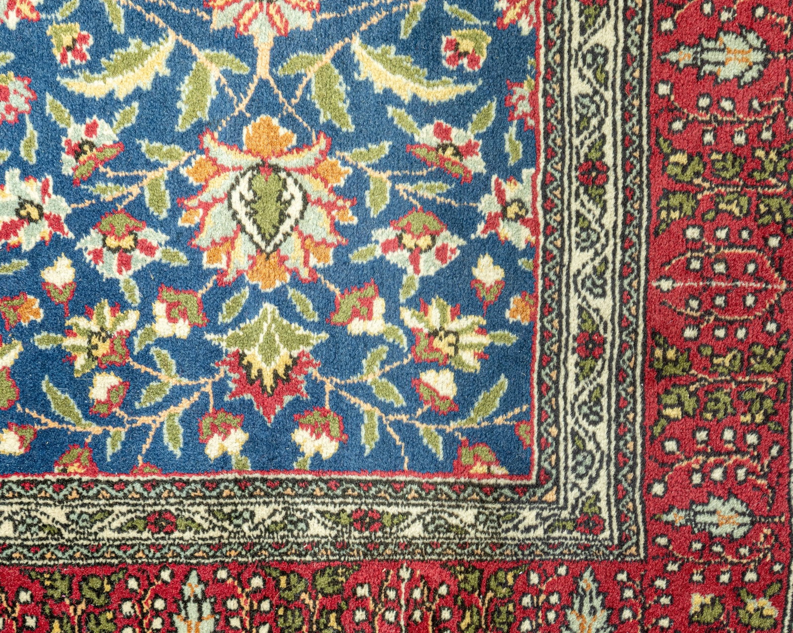 Tabriz Area Rug - 4