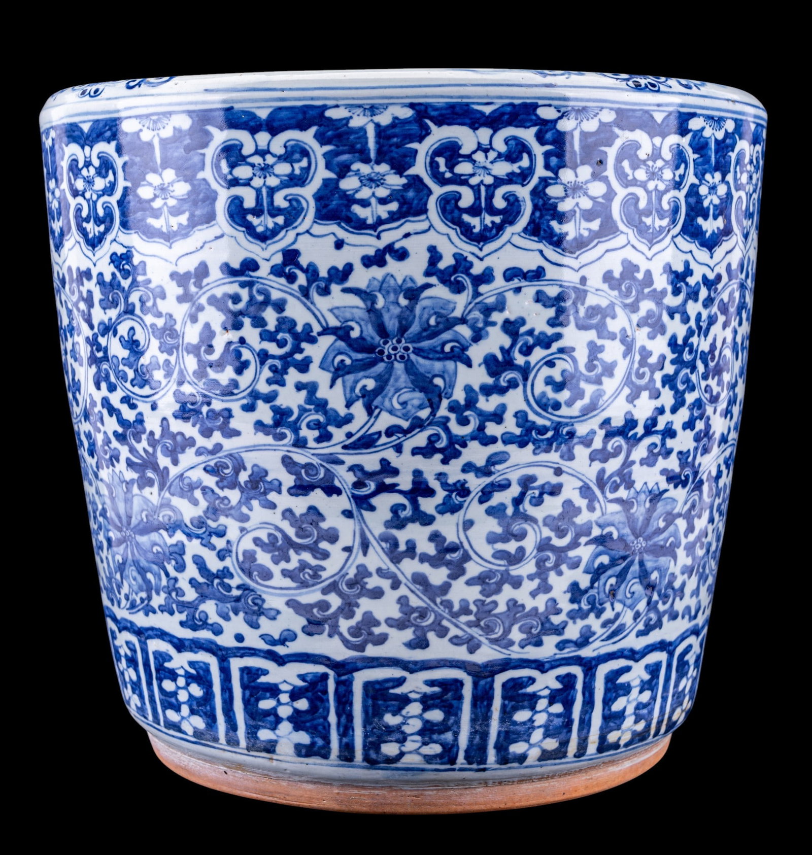 Chinese Blue and White Planter (1 of 9)