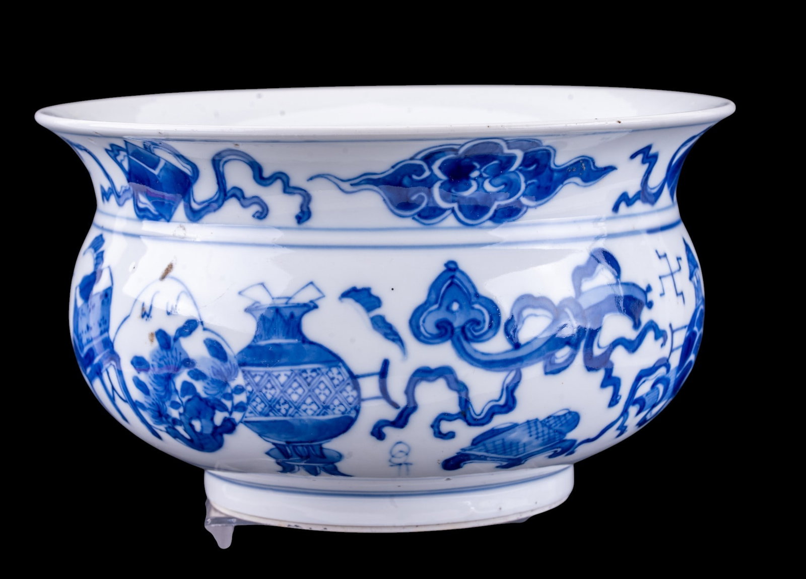 Chinese Blue and White Porcelain Flared Rim Bowl (1 of 8)