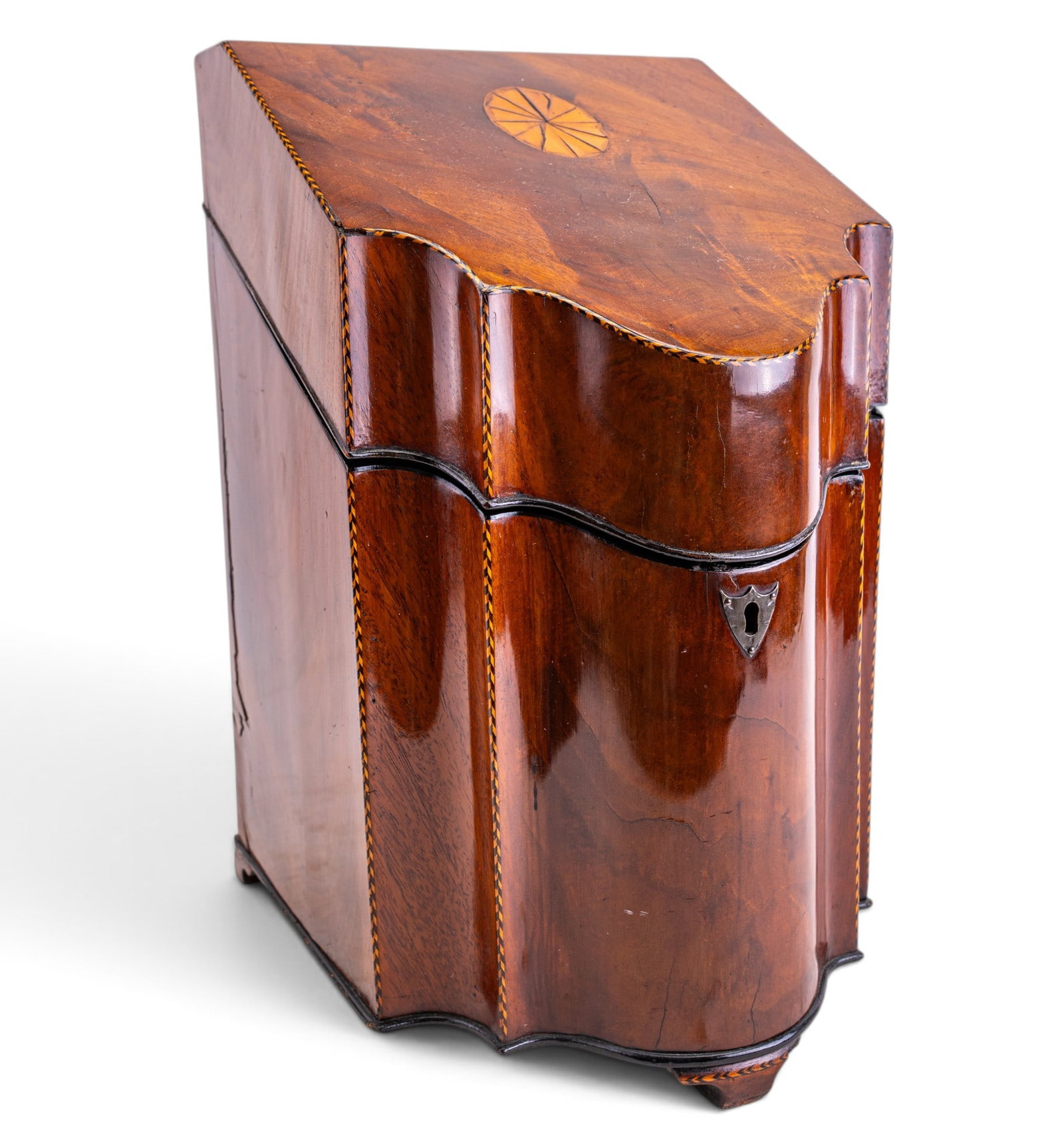 18th C Georgian Mahogany Serpentine Letter Box: 18th century English Georgian stationery or letter box. Crafted from mahogany with warm patina. Sloped hinged lid and beautifully contoured serpentine front. Top adorned with inlaid oval displaying su