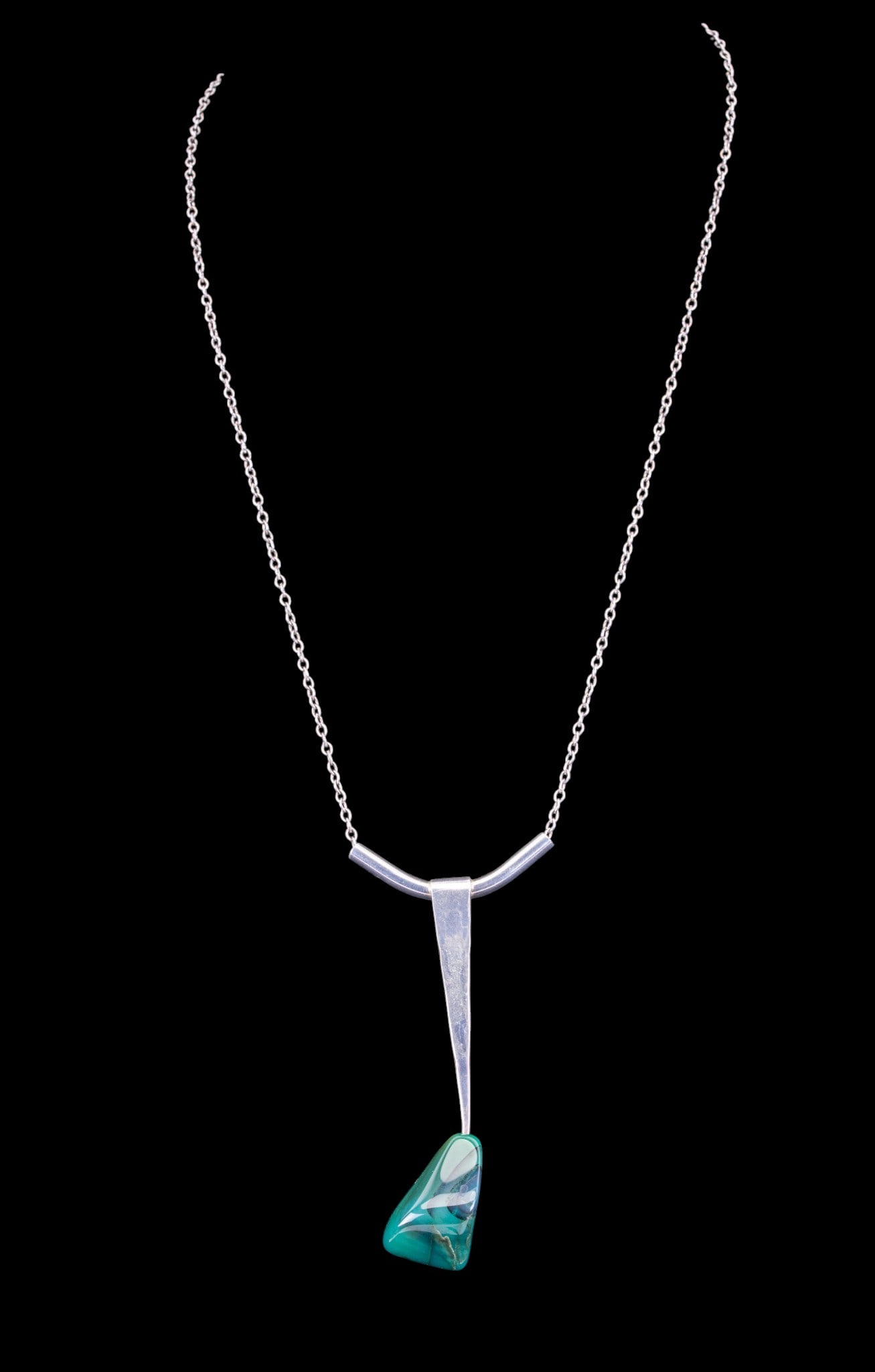 Askel Holmsen Sterling Silver Necklace: Sterling Silver mid century Norway signed with mark of Askel Holmsen necklace with malachite pendant.