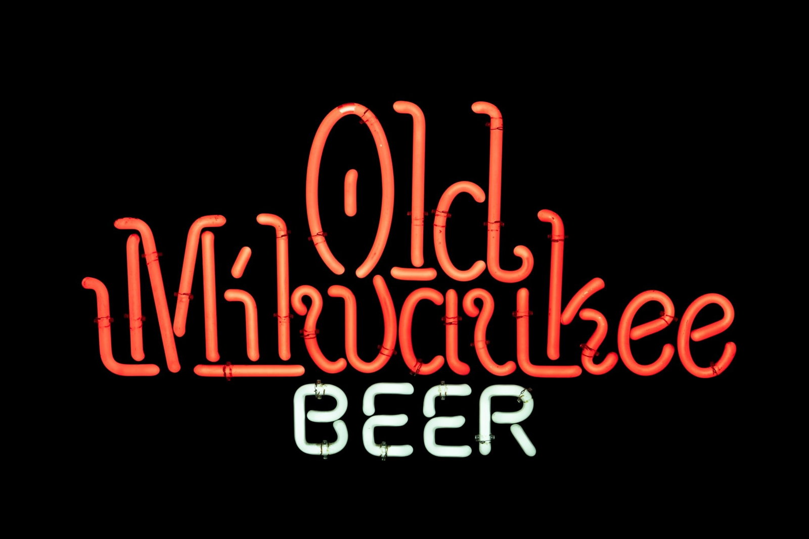 Old Milwaukee Beer Neon Sign (1 of 6)