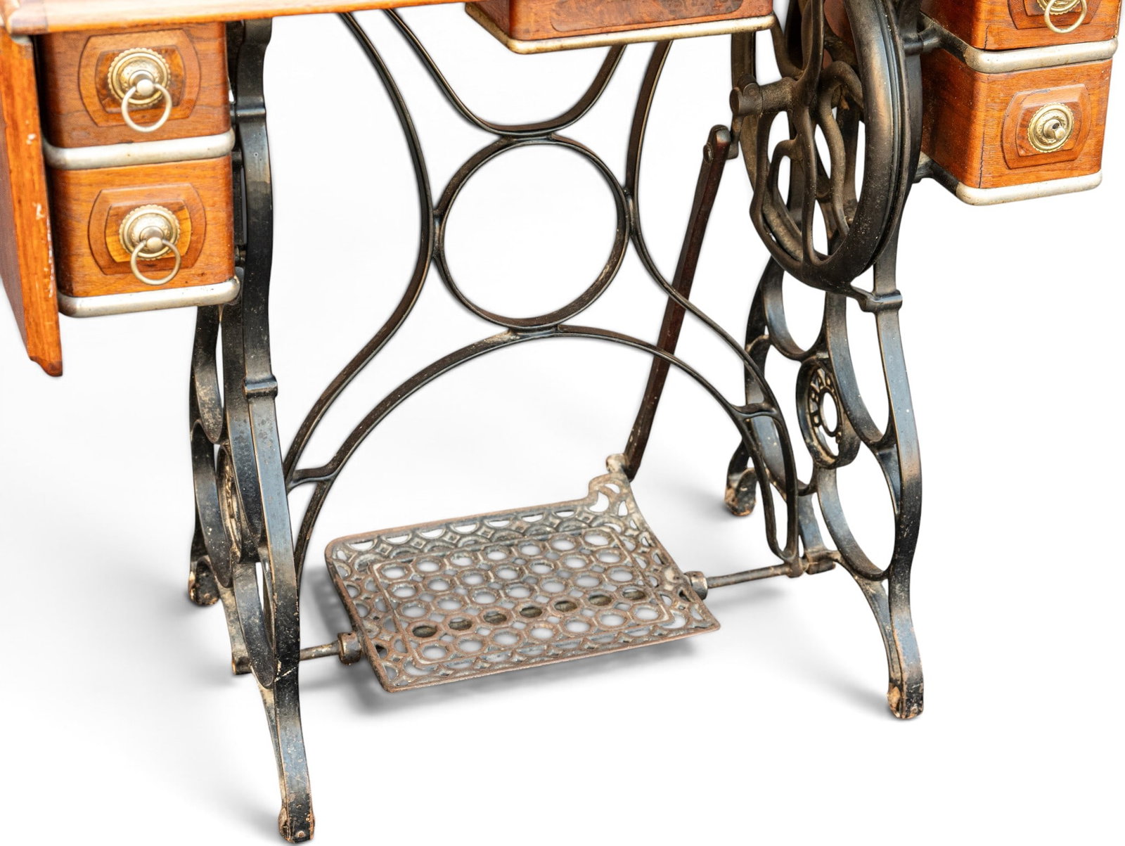 19th C Standard Sewing Machine and Table - 13