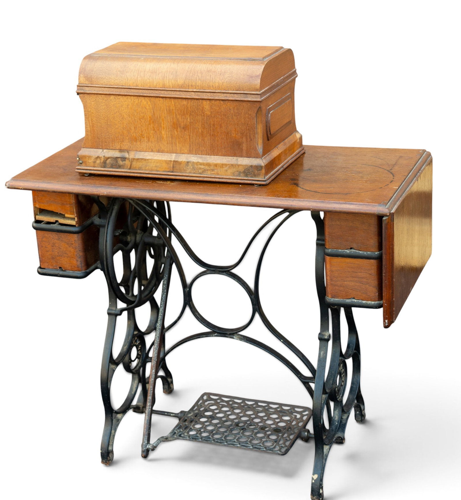 19th C Standard Sewing Machine and Table - 14