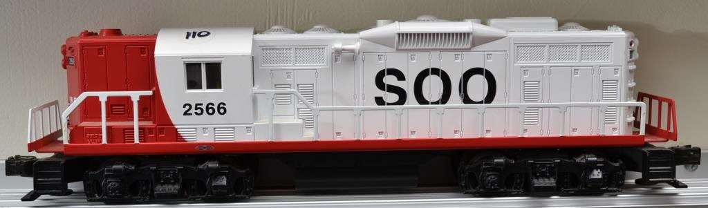 O Scale Williams SOO line GP9 Diesel locomotive 25: Williams SOO line GP9 Diesel locomotive 2566 original box(es)